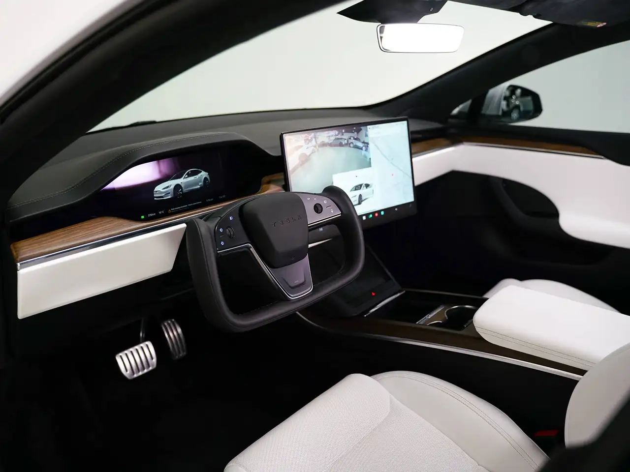 Tesla Model S снимка Tesla Model S