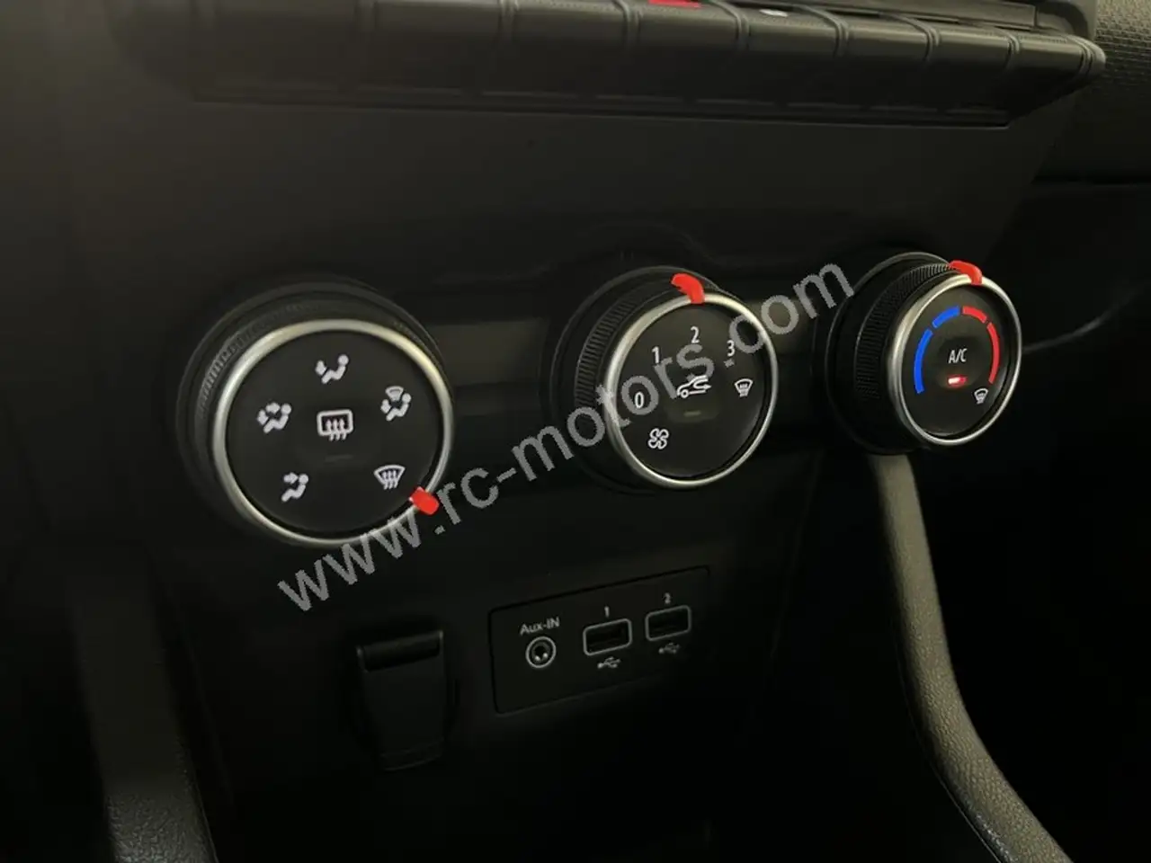 Renault Clio Citadine 3 portes — photo 15
