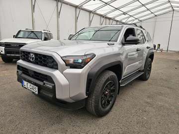 TRD Off-Road Premium Hybrid T1: 72.000 EURO