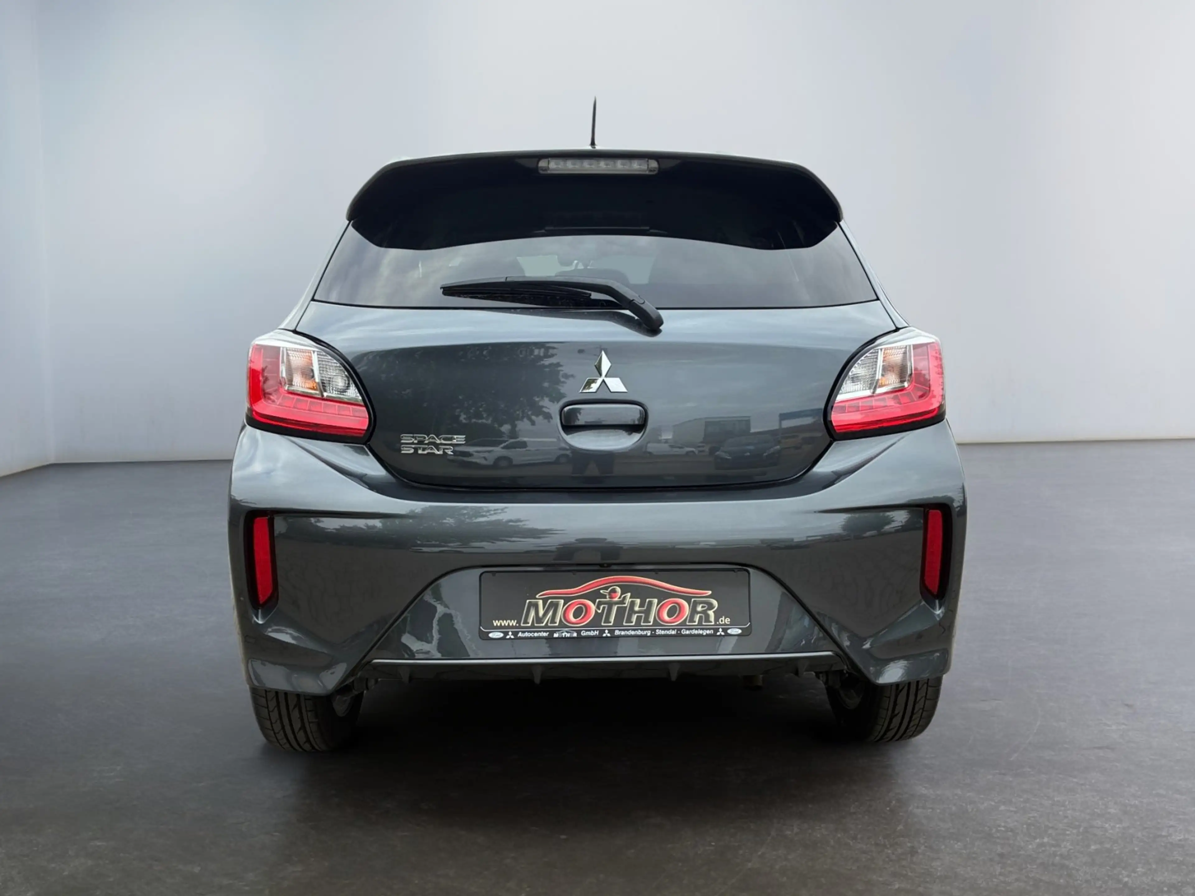 Mitsubishi Space Star Select+ 1.2 MIVEC CVT Tempomat USB — photo 5
