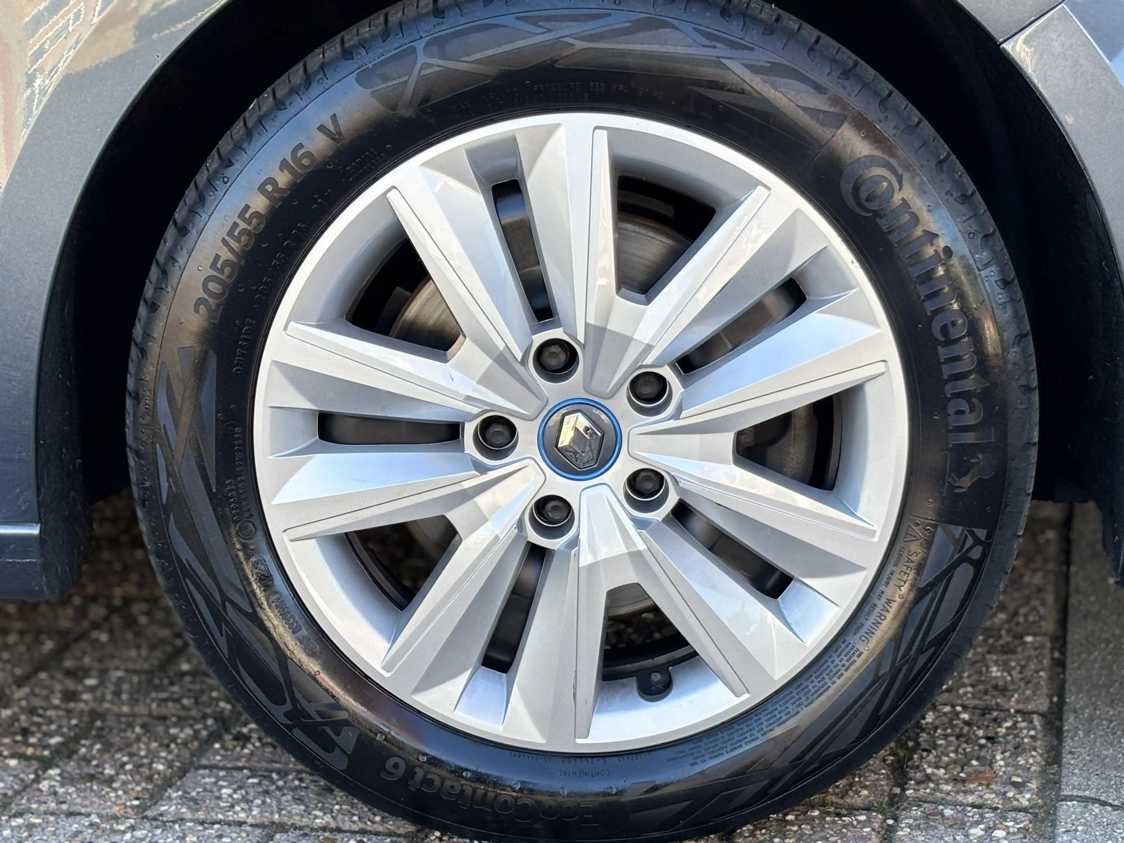 Renault Megane E-Tech Estate 1.6 Plug-In Hybrid 160 / 100% Onderhoud — photo 12