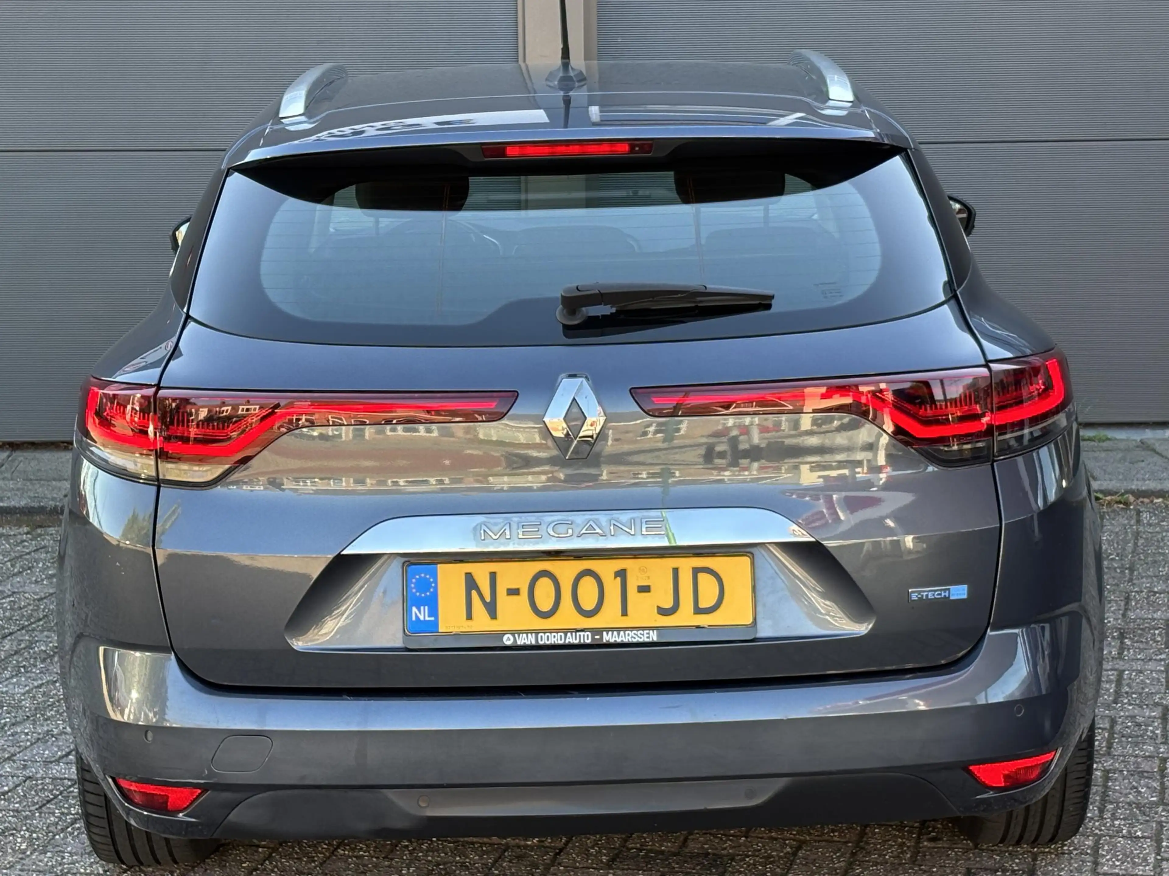 Renault Megane E-Tech Estate 1.6 Plug-In Hybrid 160 / 100% Onderhoud — photo 13
