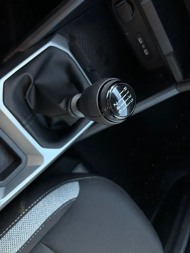 Dacia Duster NUOVO journey MY26 mild hybrid 140 2