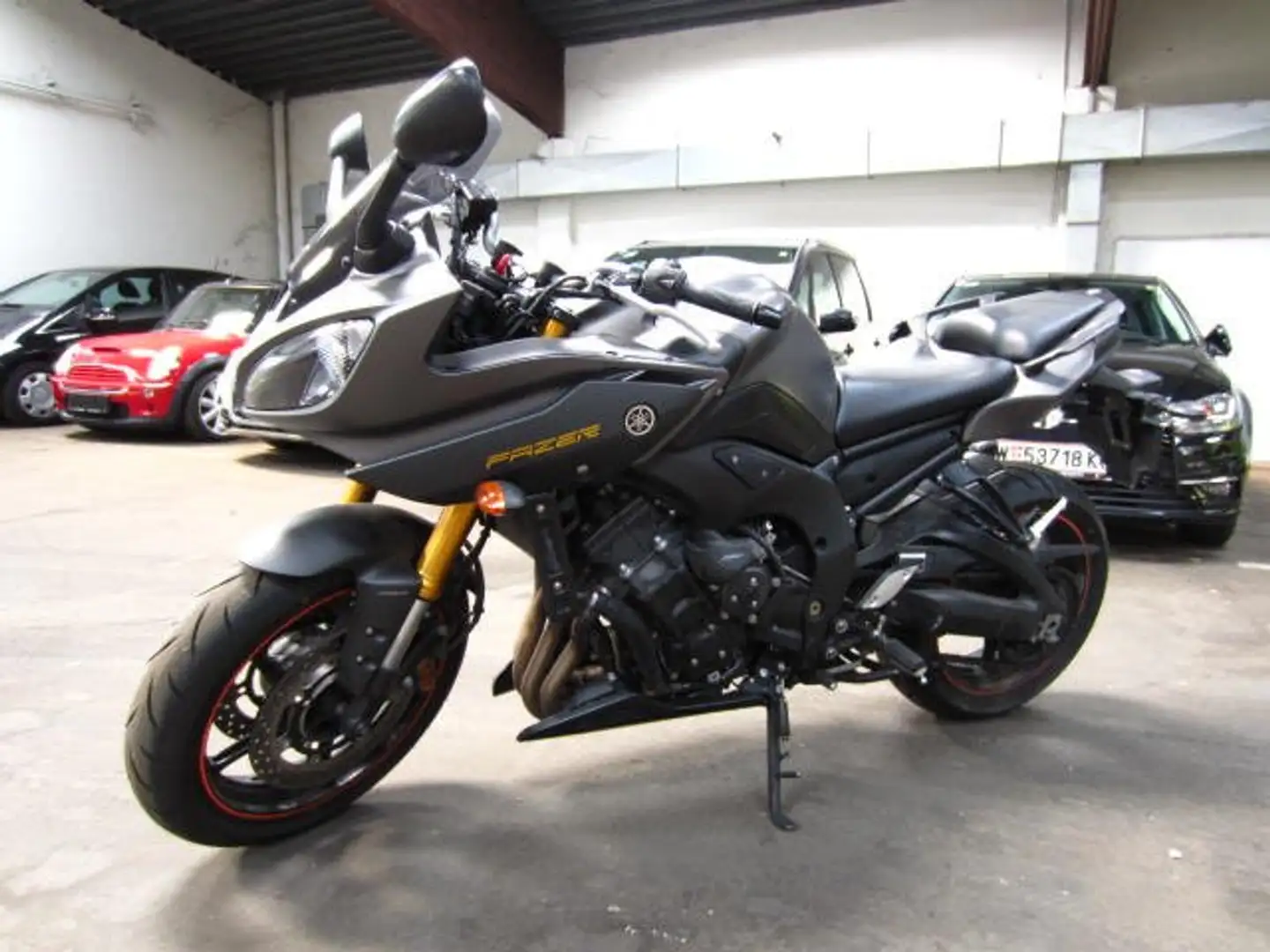 Yamaha FZ 8 Facer 8 ABS Grau - 2