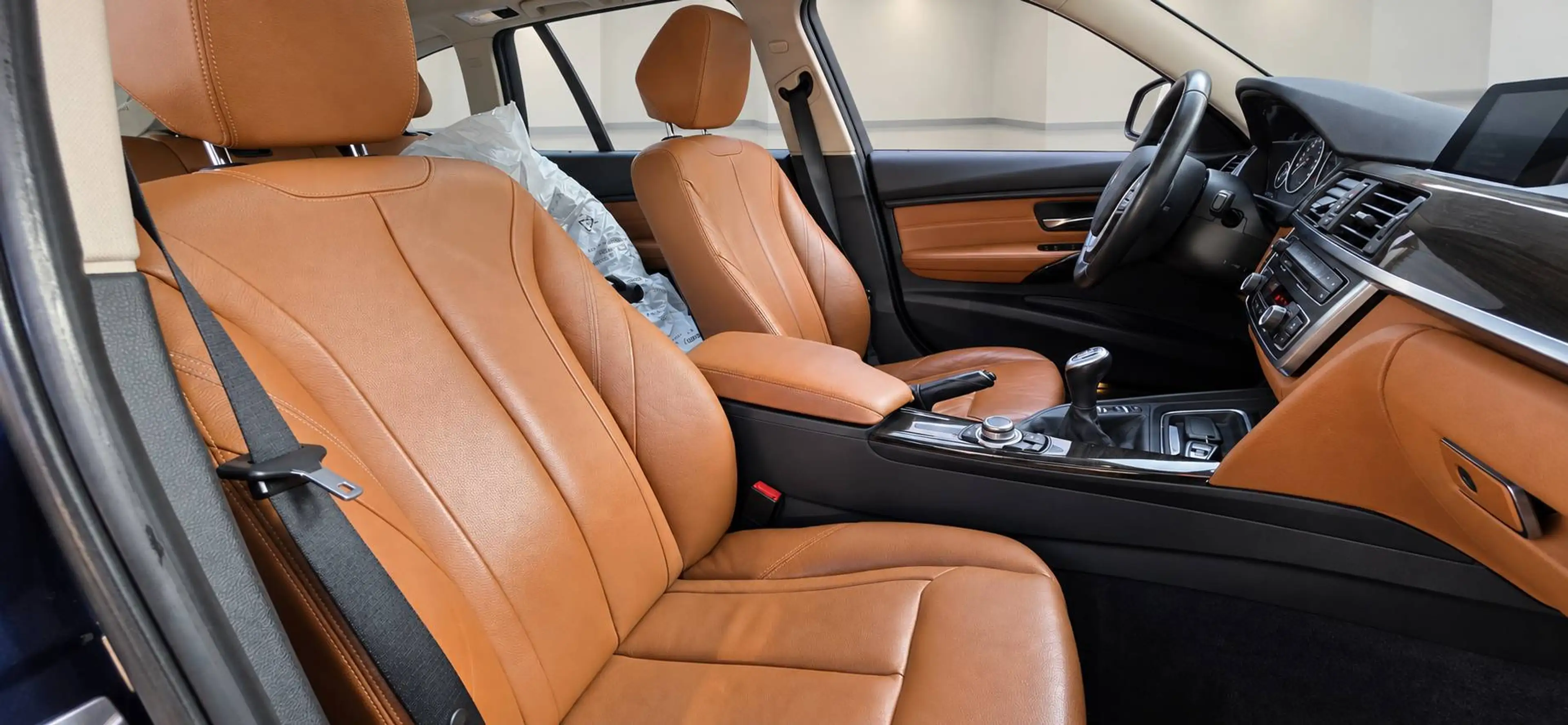 BMW 318 318 d — photo 14