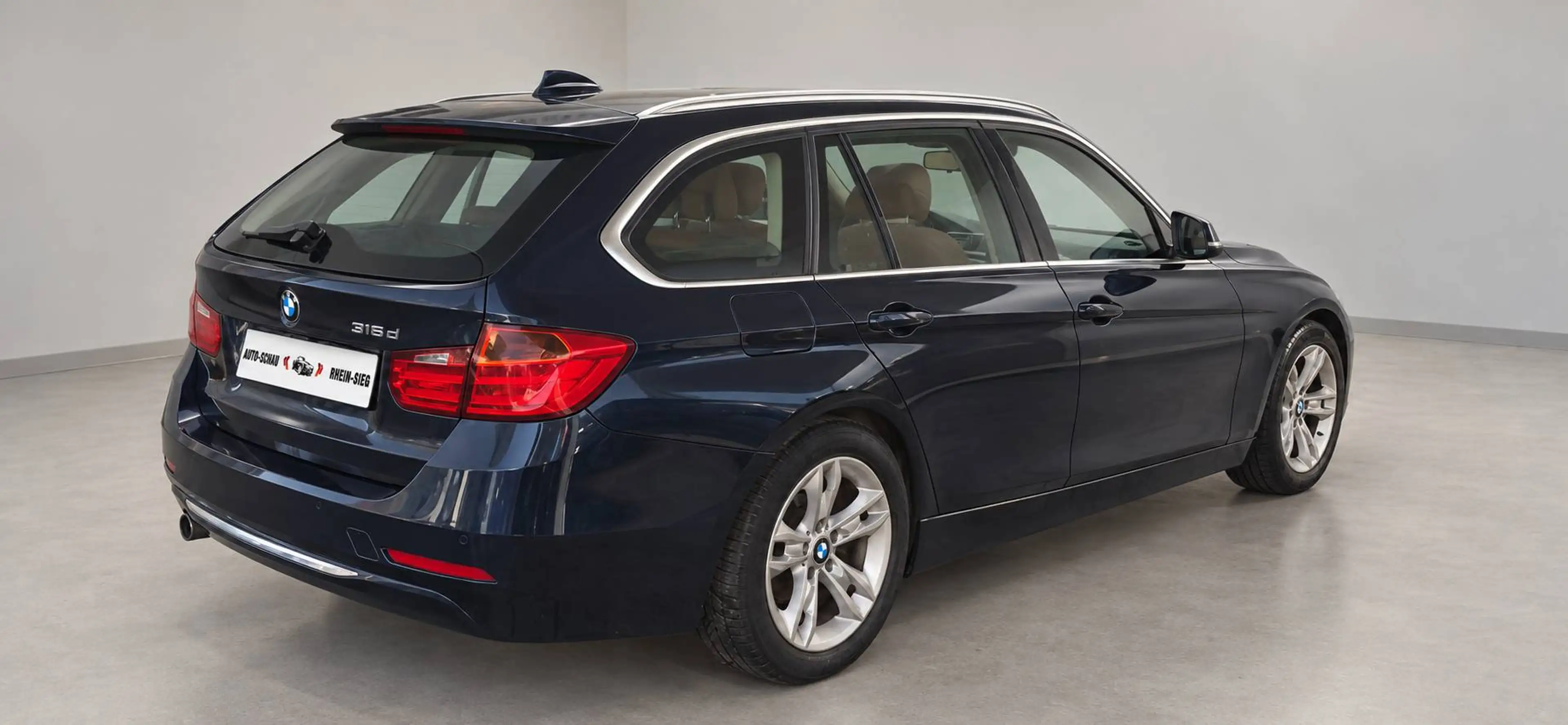 BMW 318 318 d — photo 5