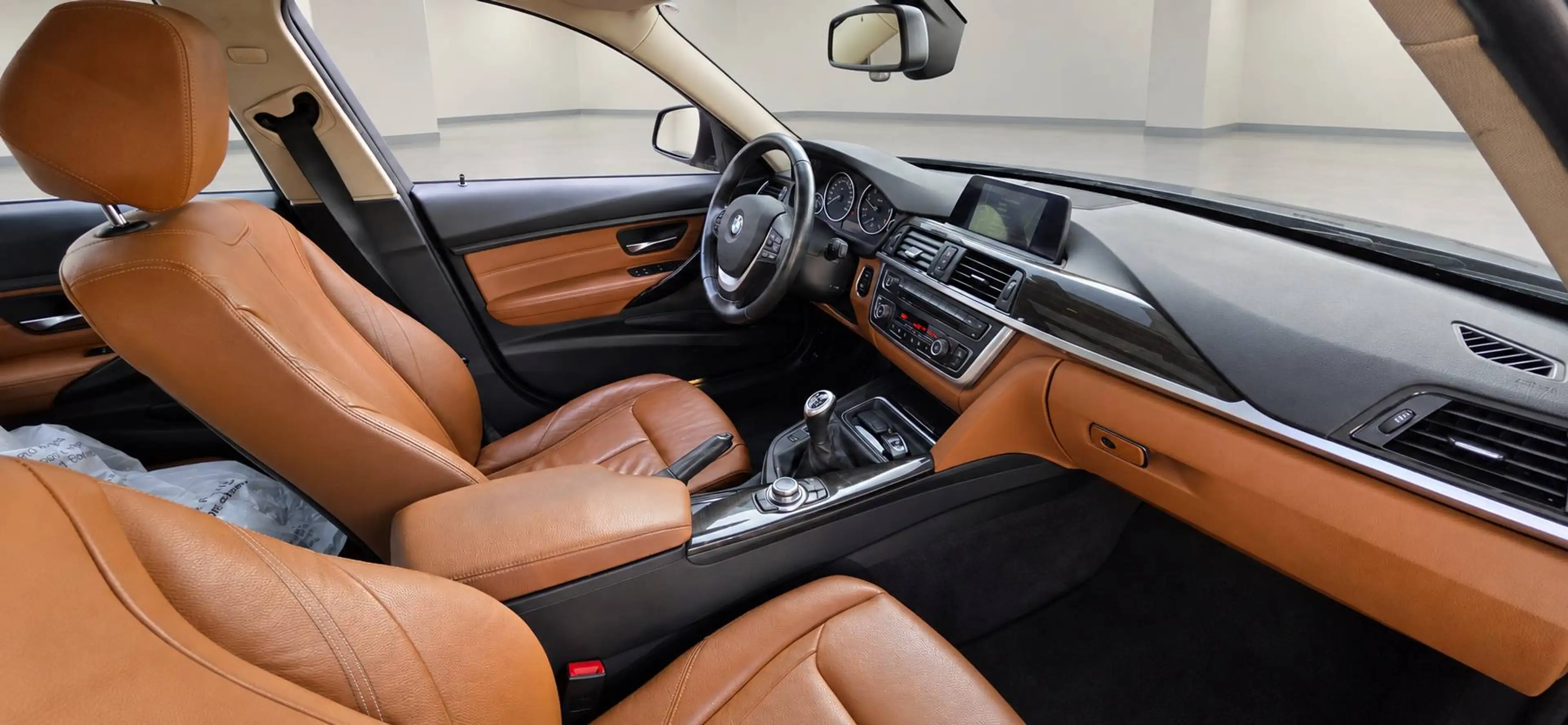 BMW 318 318 d — photo 13