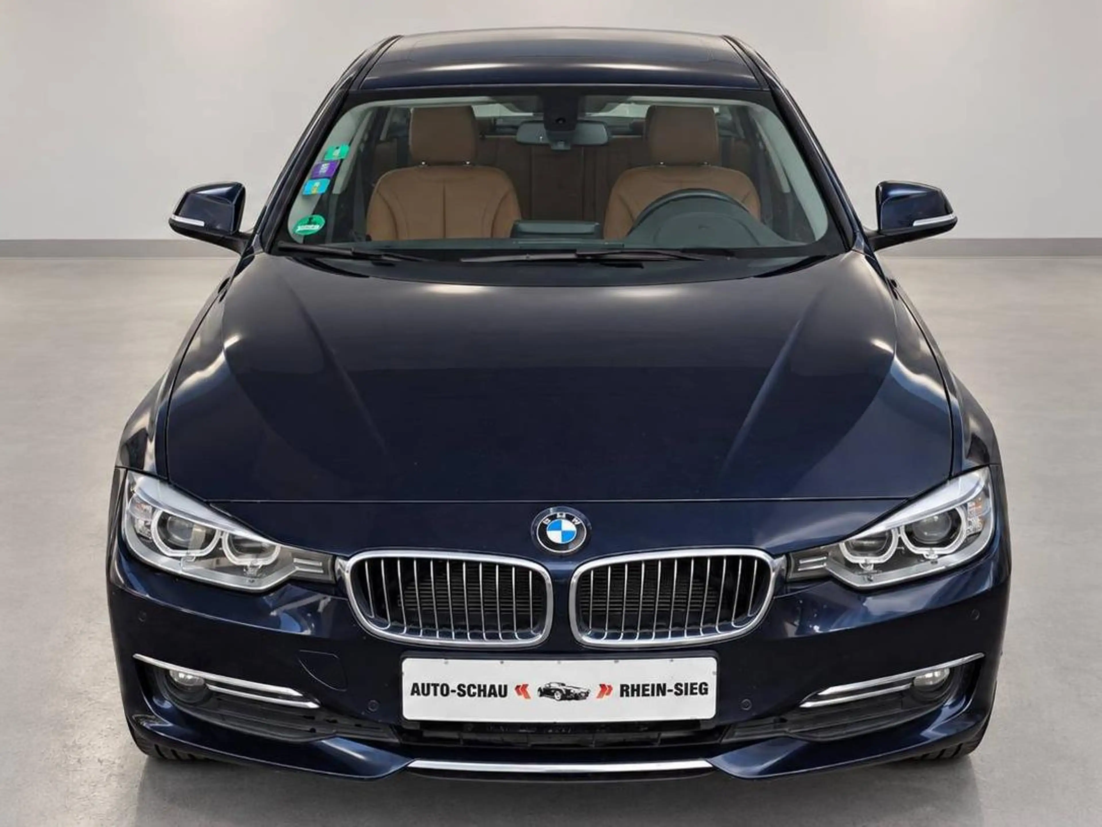 BMW 318 318 d — photo 3