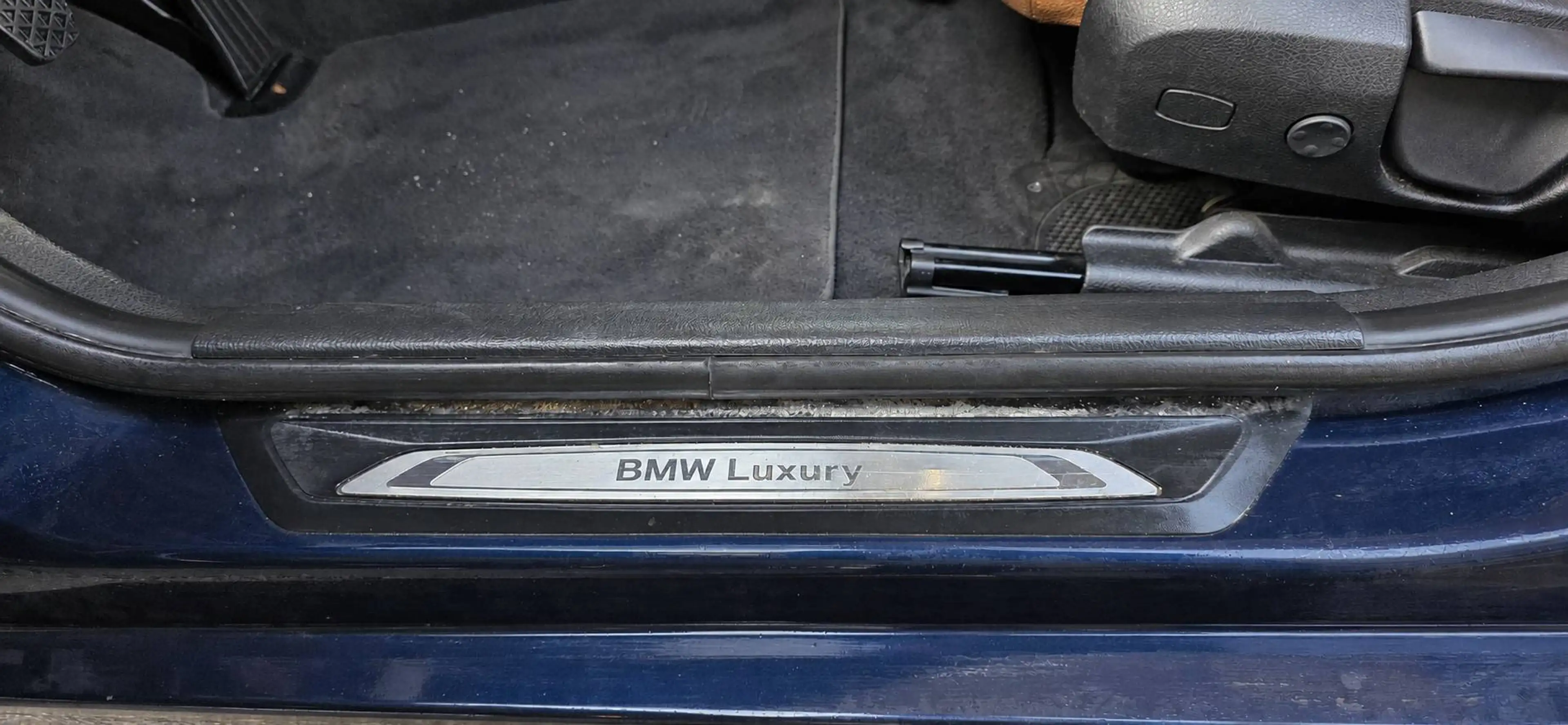 BMW 318 318 d — photo 11