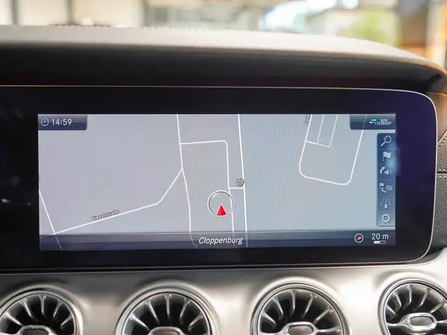 Mercedes-Benz E-Class view 24