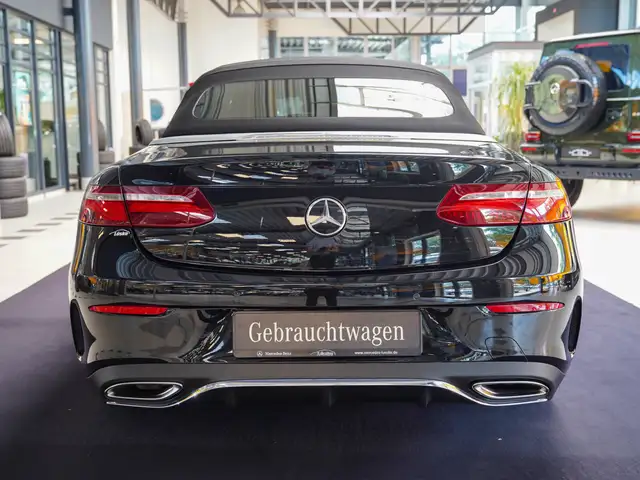 Mercedes-Benz E-Class view 7