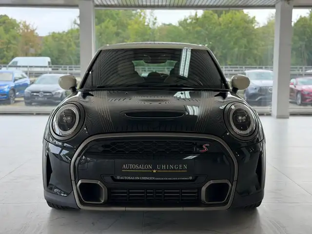 Mini Hatch view 2