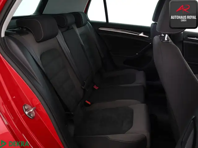 Volkswagen Golf view 12