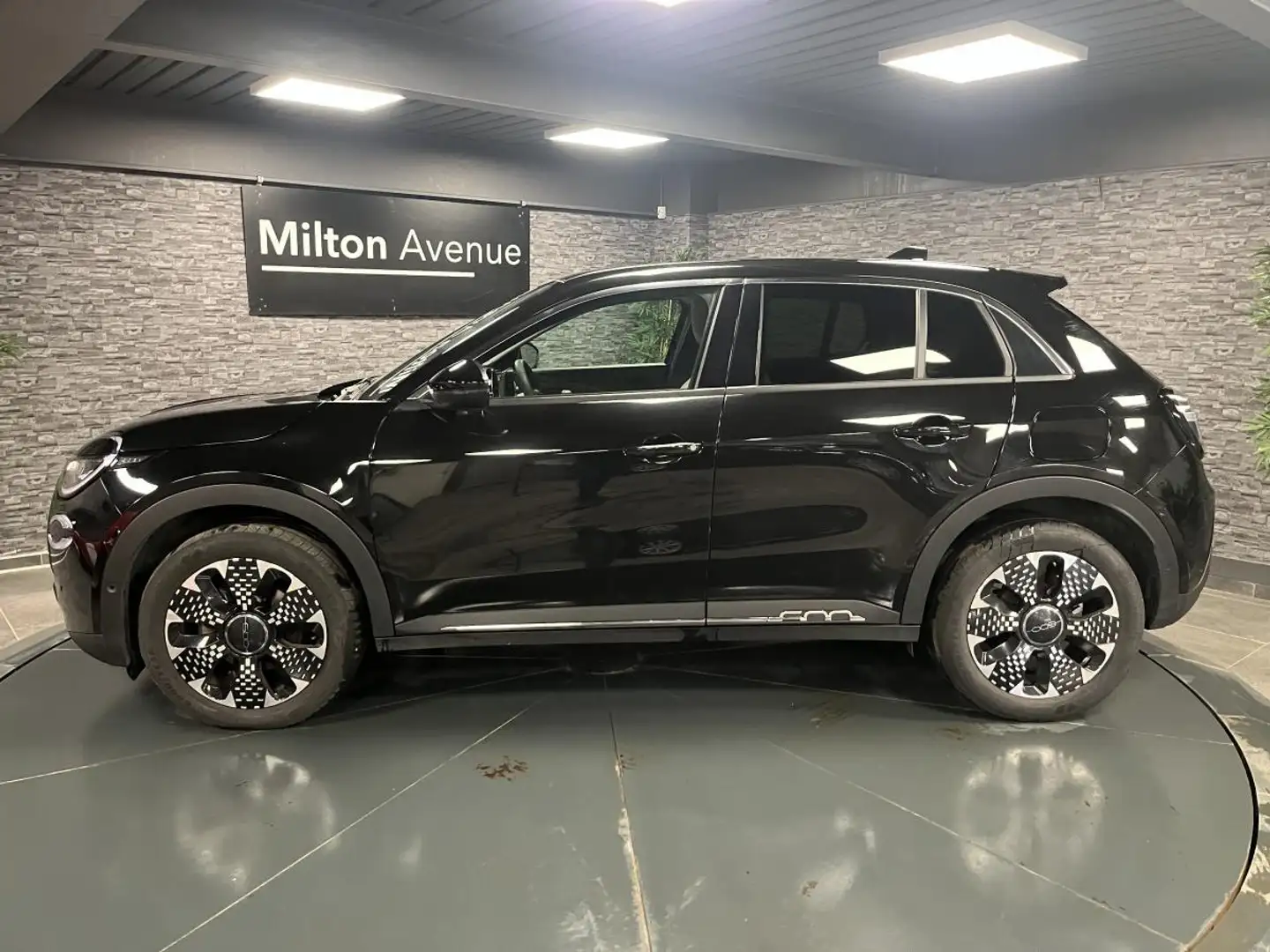 Fiat 600 Fiat 600 1.2 Hybrid - 100 - BV DCT La Prima Noir - 2