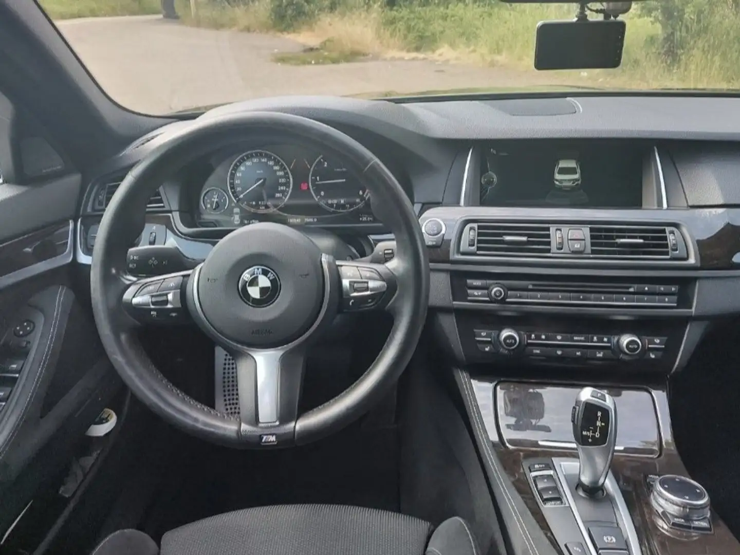 BMW 530 530d  320PS + Vollaustattung + Scheckheft BMW Schwarz - 2