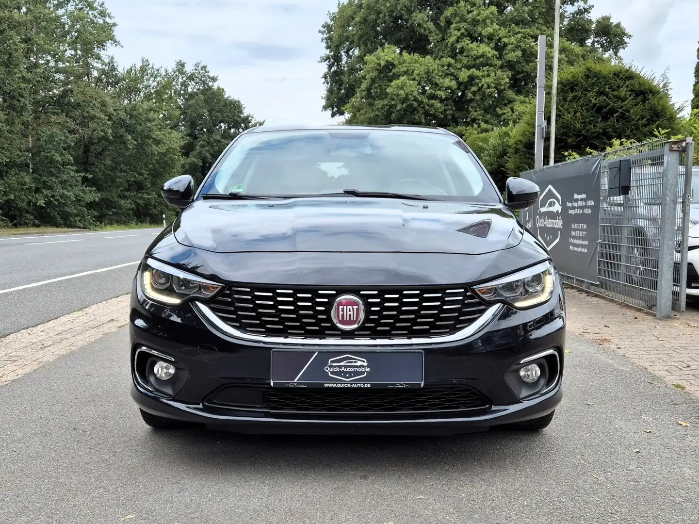 Fiat Tipo 1.6 16V E-torQ Lounge |Klima|Sitzhzg|SHG| Schwarz - 2