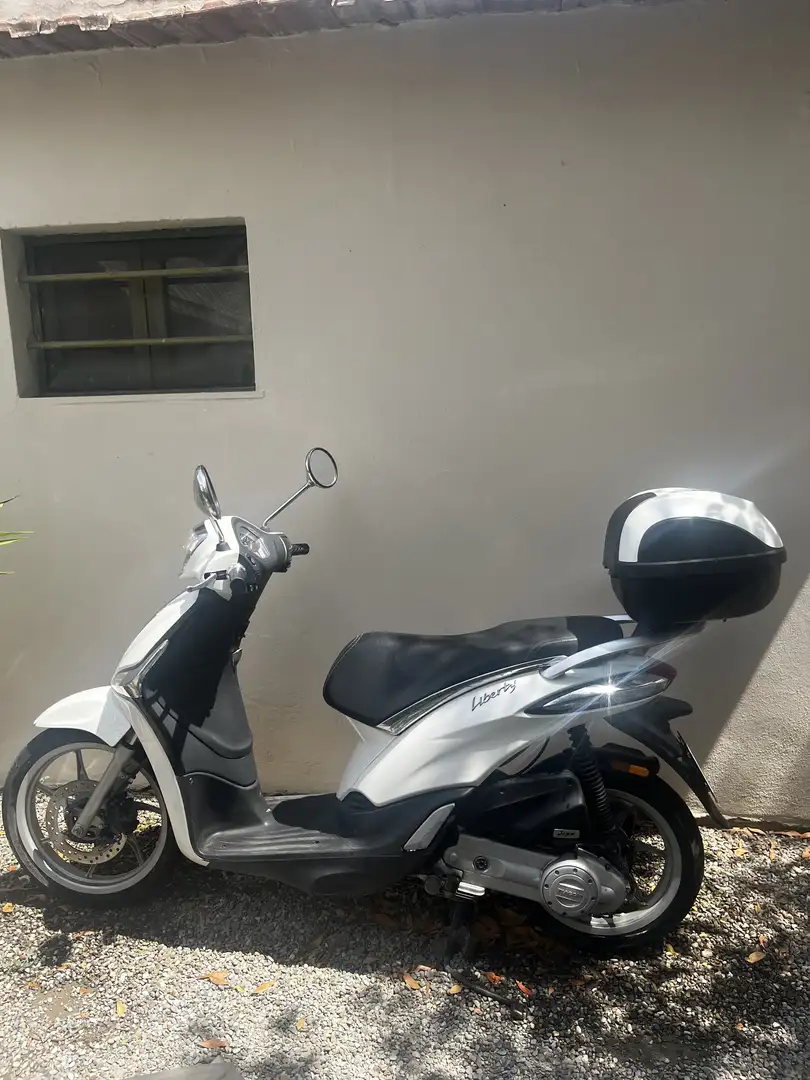 Piaggio Liberty 50 Bianco - 1