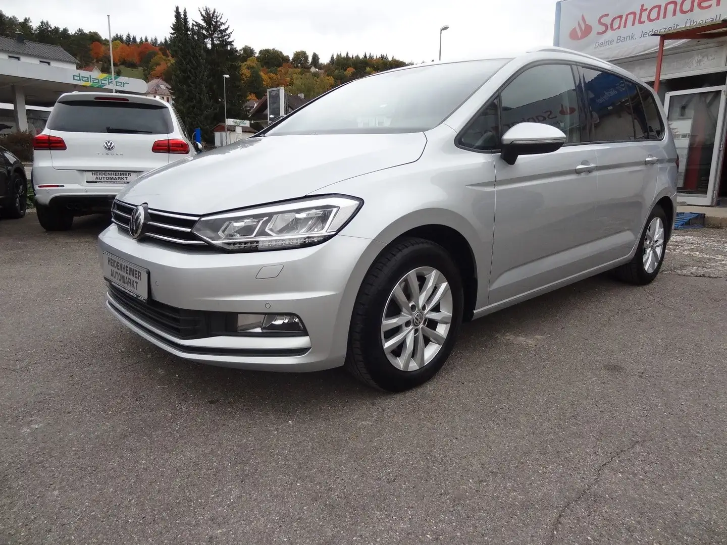 Volkswagen Touran Comfortline/7-Sitz/150PS/AHK/Navi/ Argent - 1