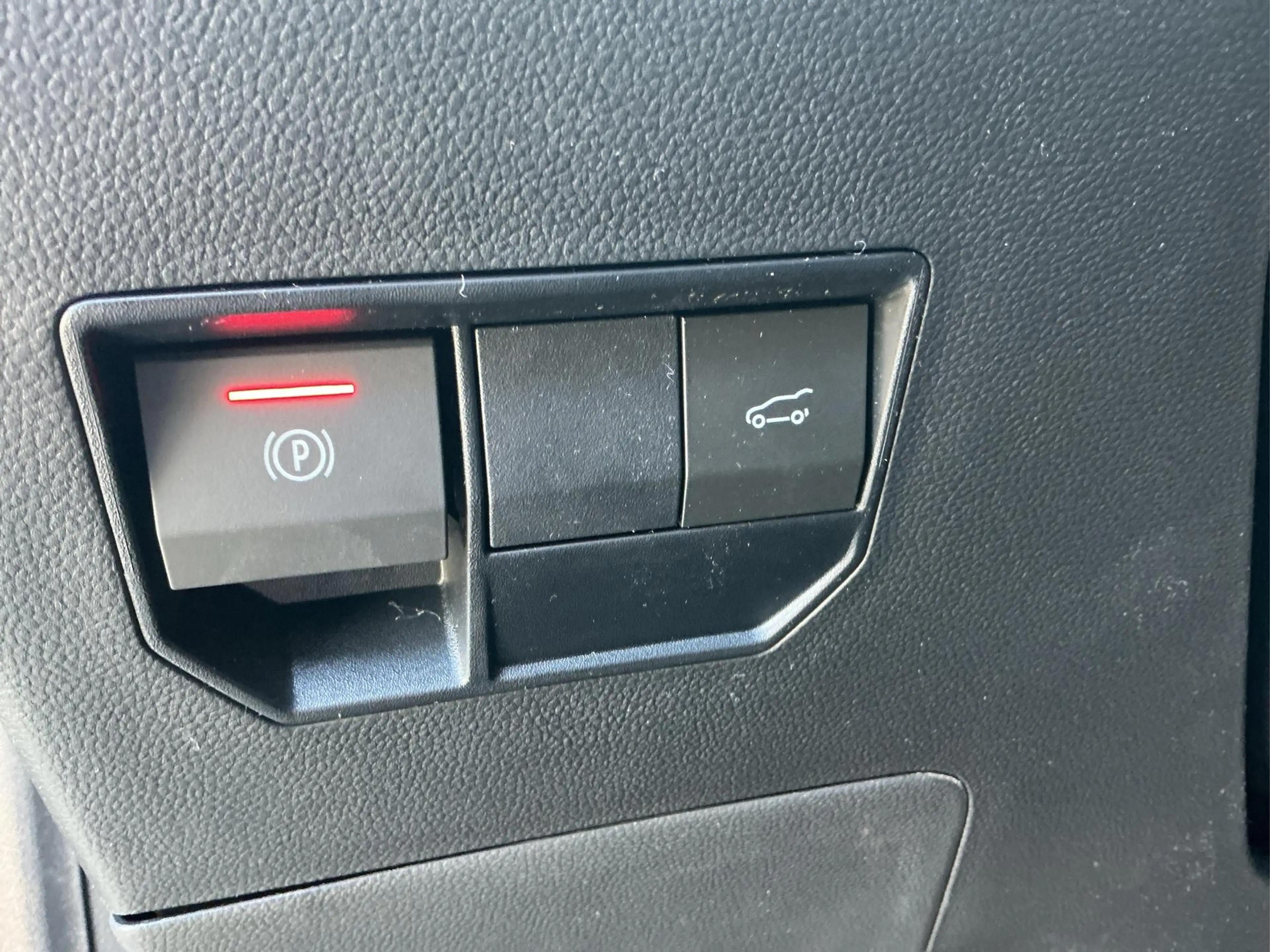 Dacia Bigster Extreme Hybrid-G 150 4x4 elektr. Heckkl. Kamera... — photo 15