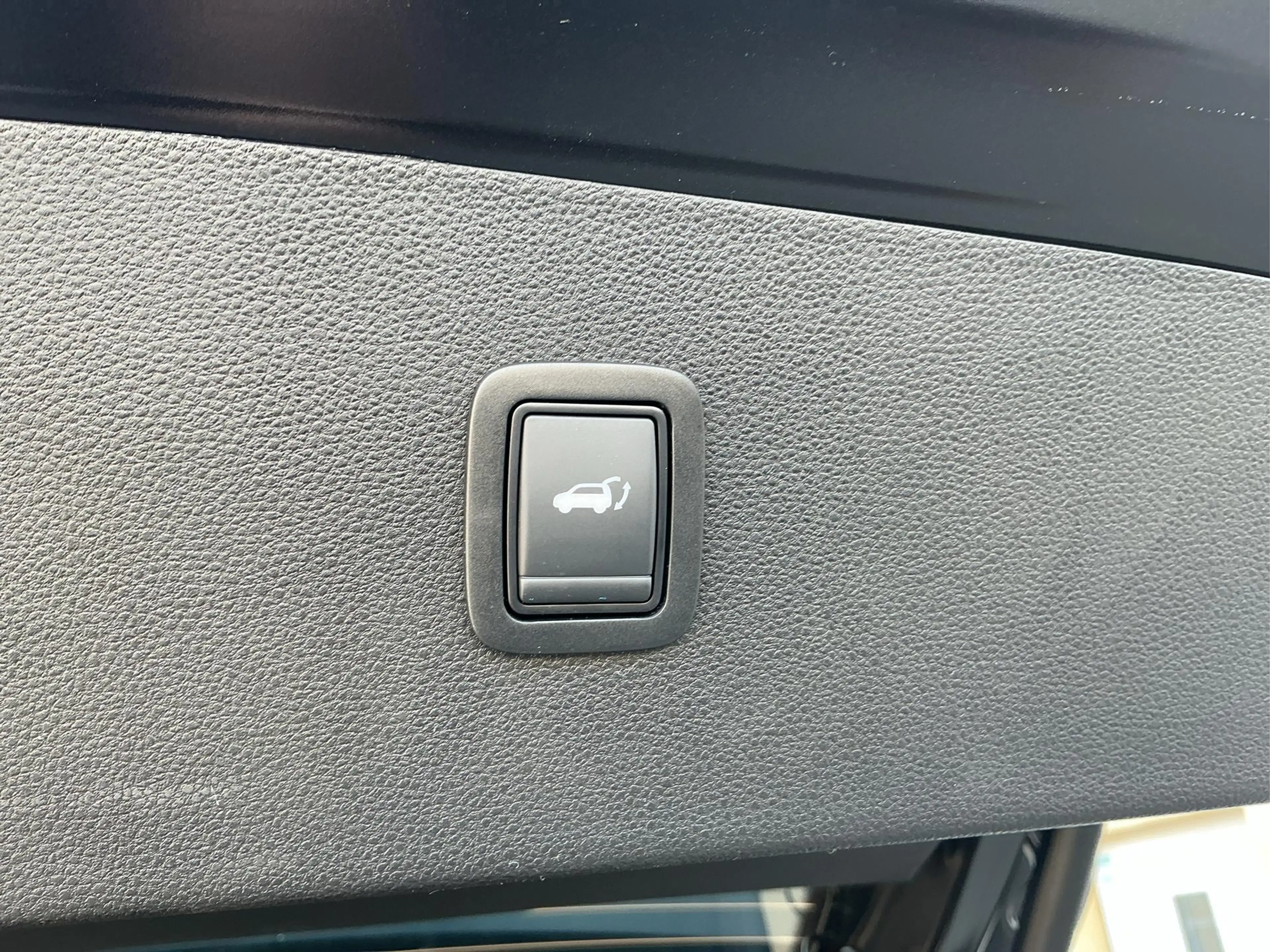Dacia Bigster Extreme Hybrid-G 150 4x4 elektr. Heckkl. Kamera... — photo 8