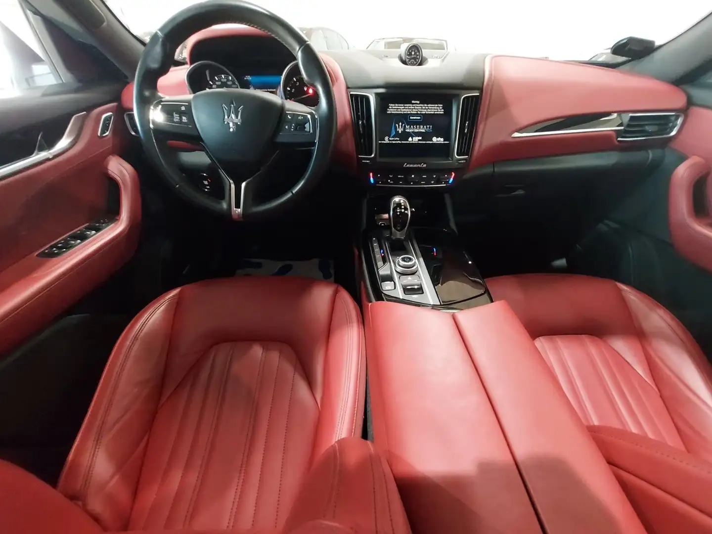 Maserati Levante S 3.0 V6 316kW 4x4 PANO 2JAHRE GARANTIE Weiß - 2