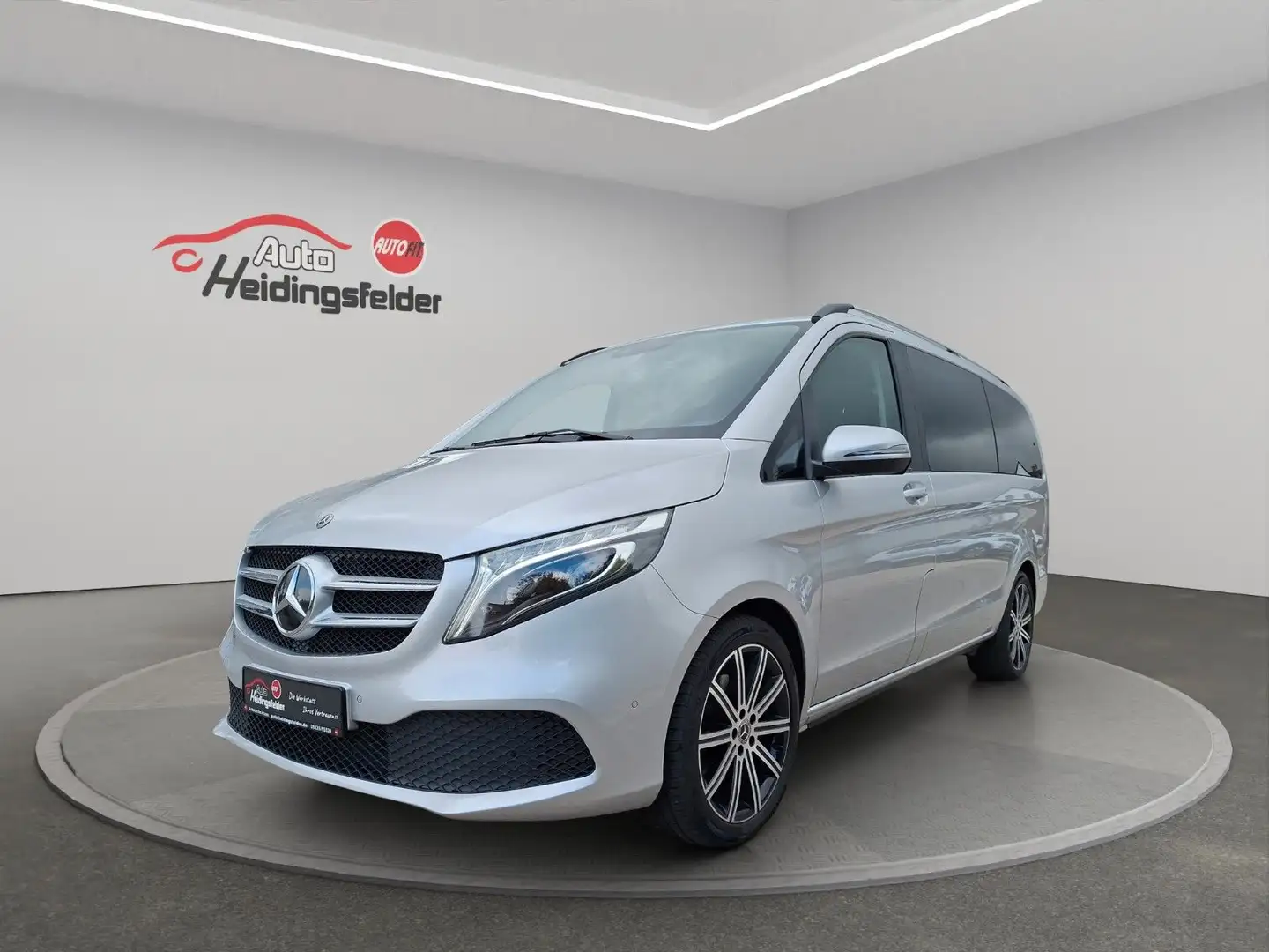 Mercedes-Benz V 220 d EDITION lang,LED,Kamera,Navi,PDC,SHZ Silber - 1