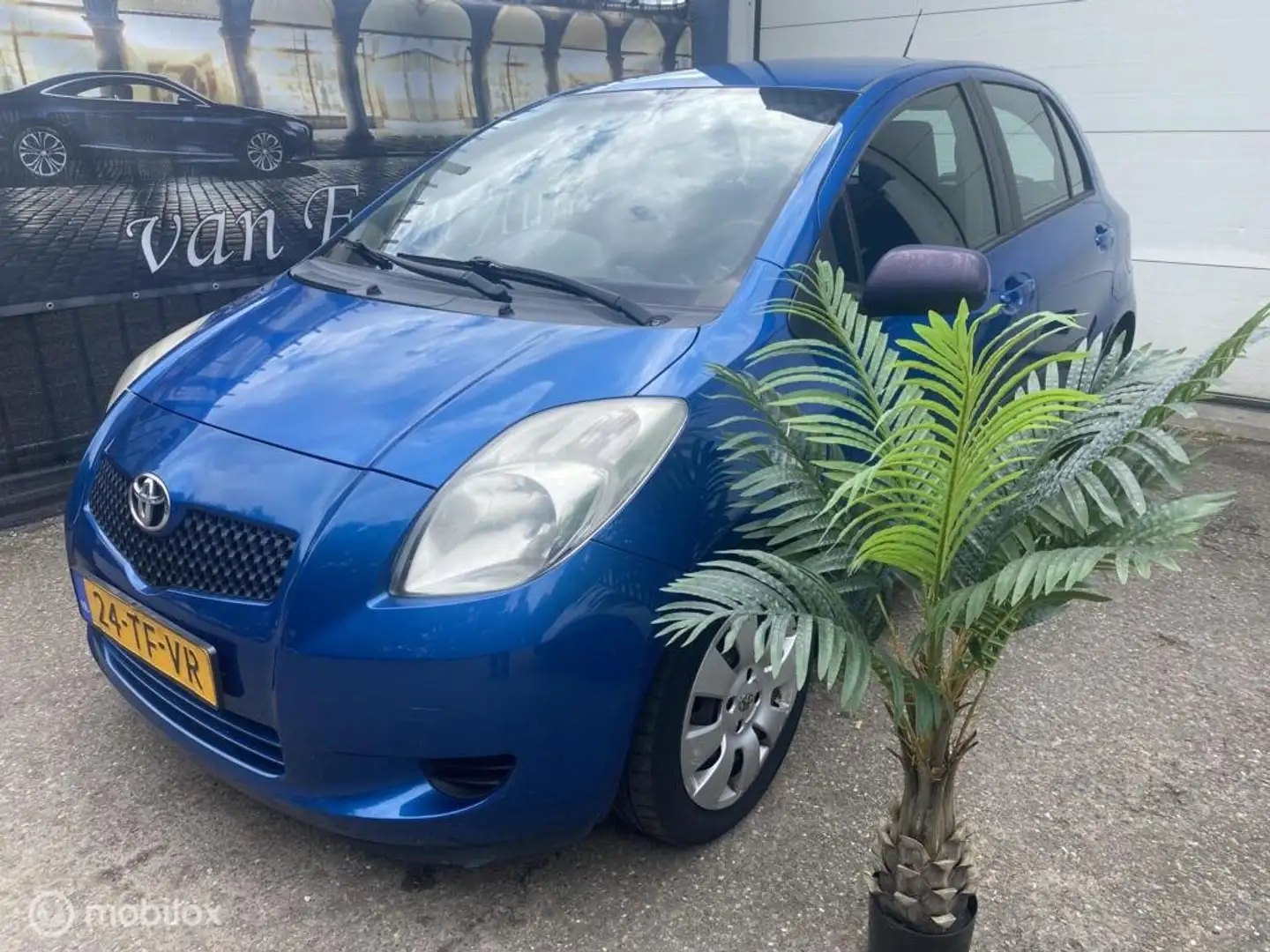 Toyota Yaris 1.3 VVTi Sol 174.DKM AIRCO 5-DRS TREKHAAK Blauw - 1