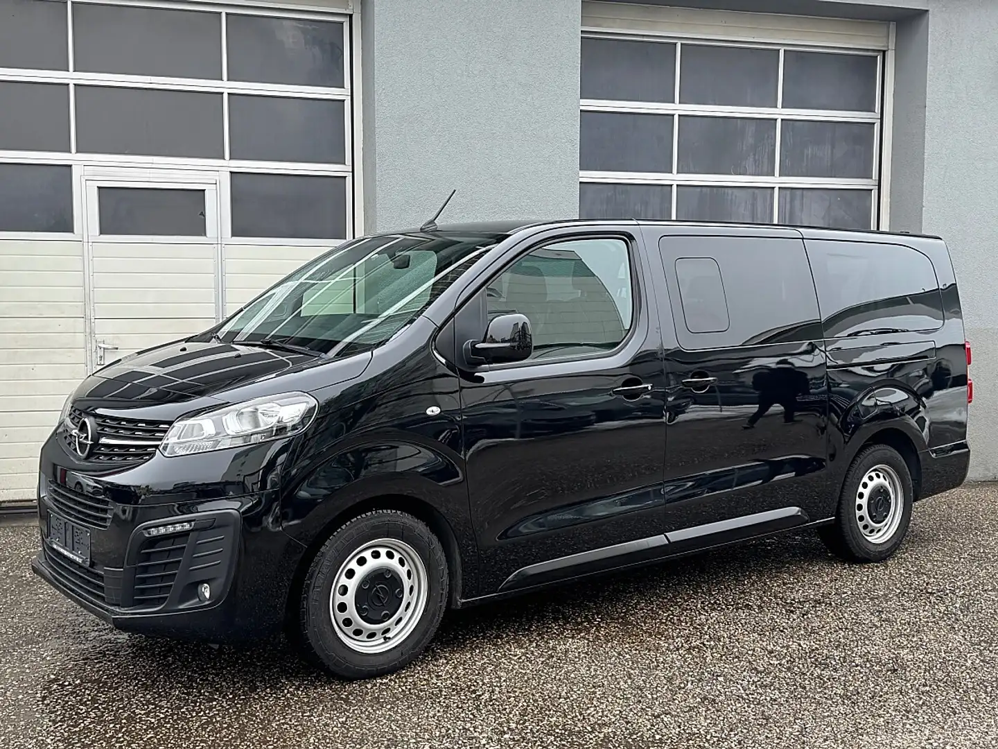 Opel Vivaro BUS 2,0 Diesel Lang *9-SITZER* Noir - 1