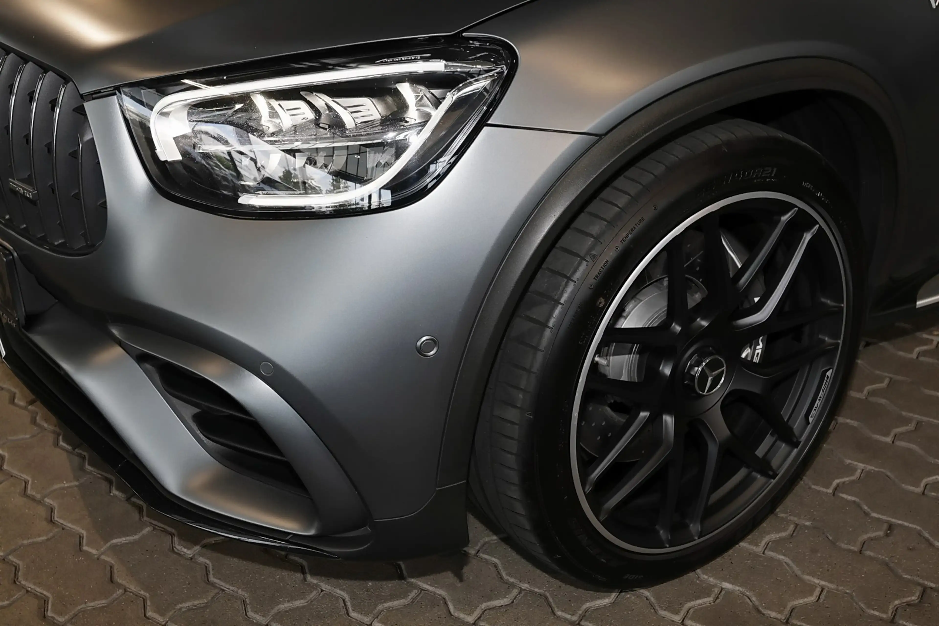 Mercedes-Benz GLC 63 AMG 4M Night+21+Pano+AHK+RüKam+Totwink. — photo 4