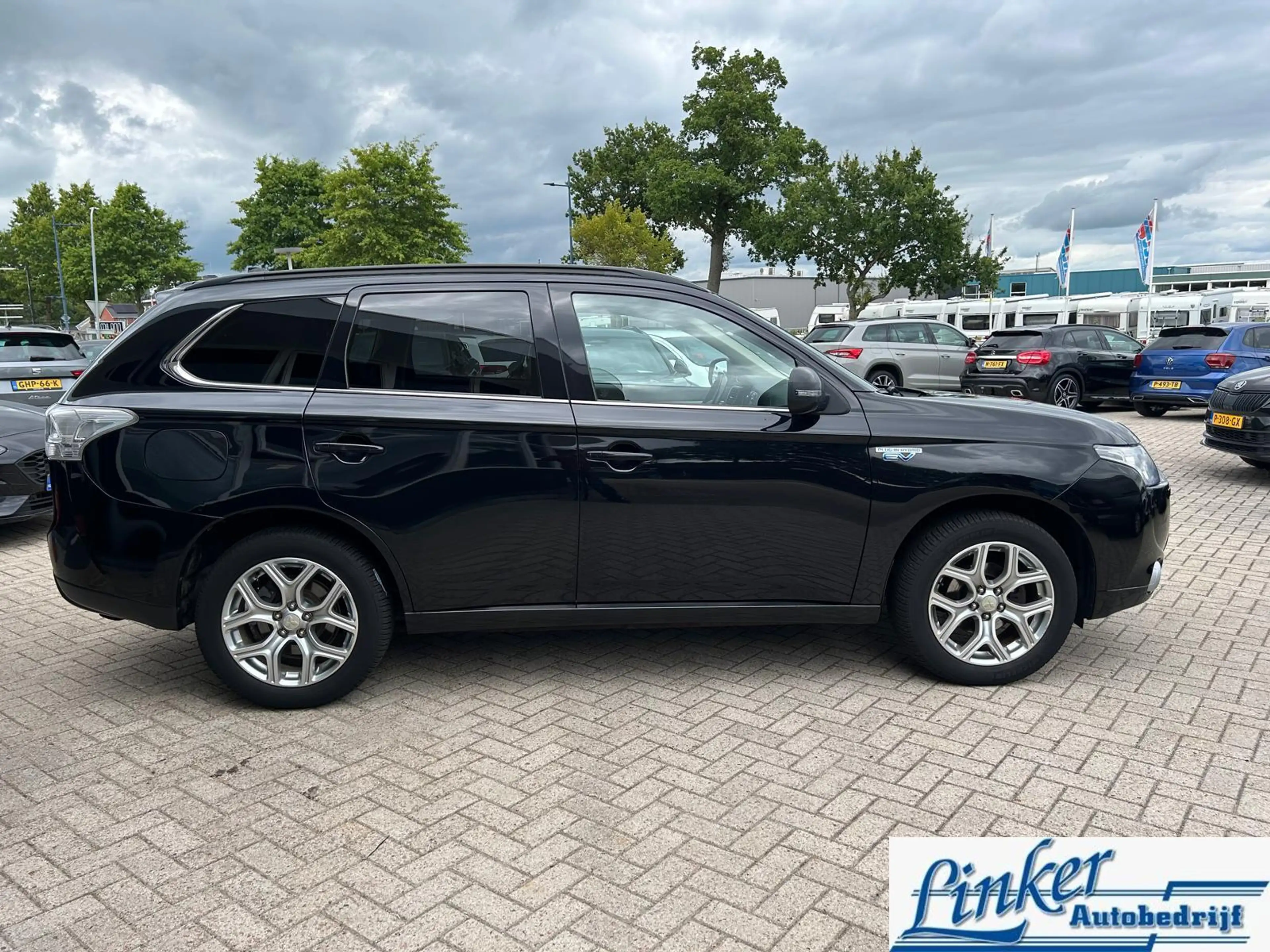 Mitsubishi Outlander 2.0 PHEV Instyle| Airco | Pano| Cruise| — photo 6