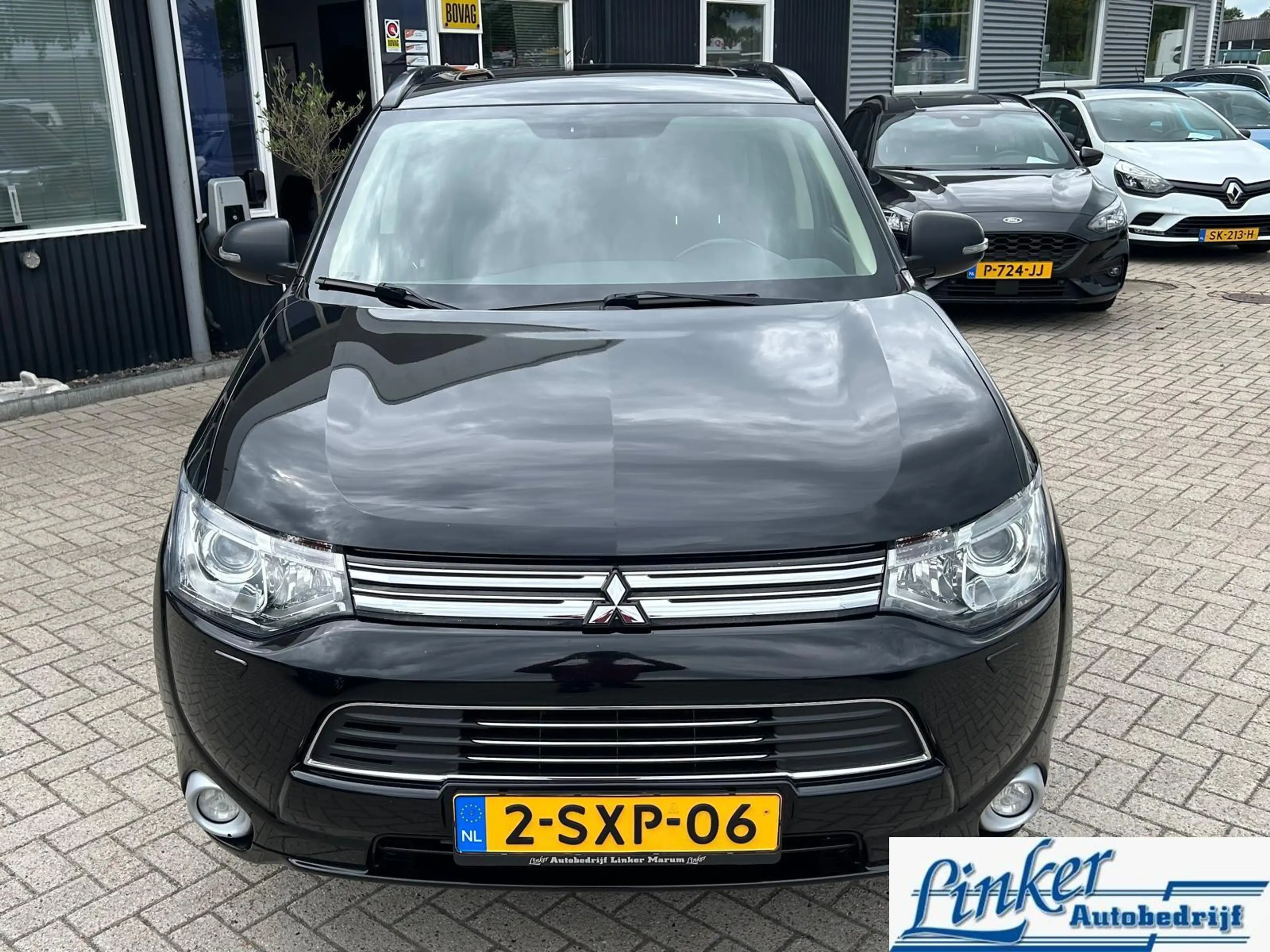Mitsubishi Outlander 2.0 PHEV Instyle| Airco | Pano| Cruise| — photo 4