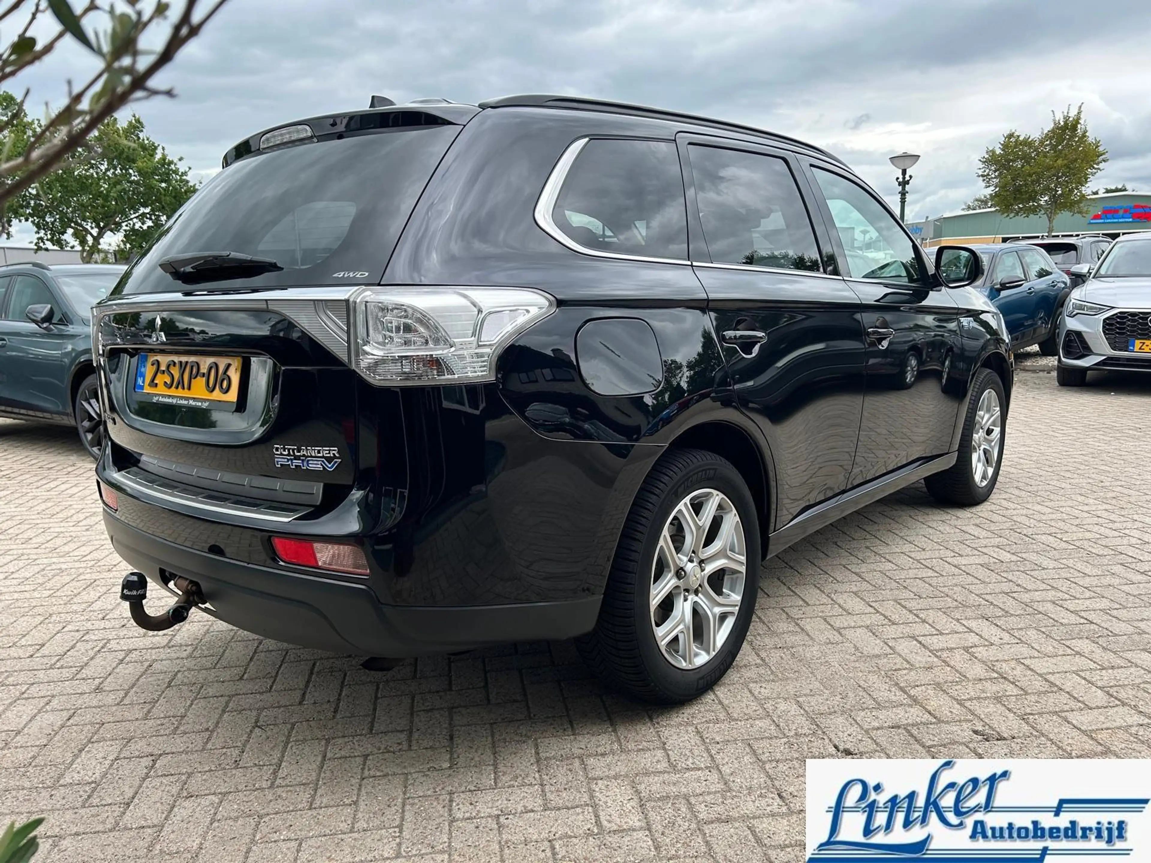 Mitsubishi Outlander 2.0 PHEV Instyle| Airco | Pano| Cruise| — photo 7