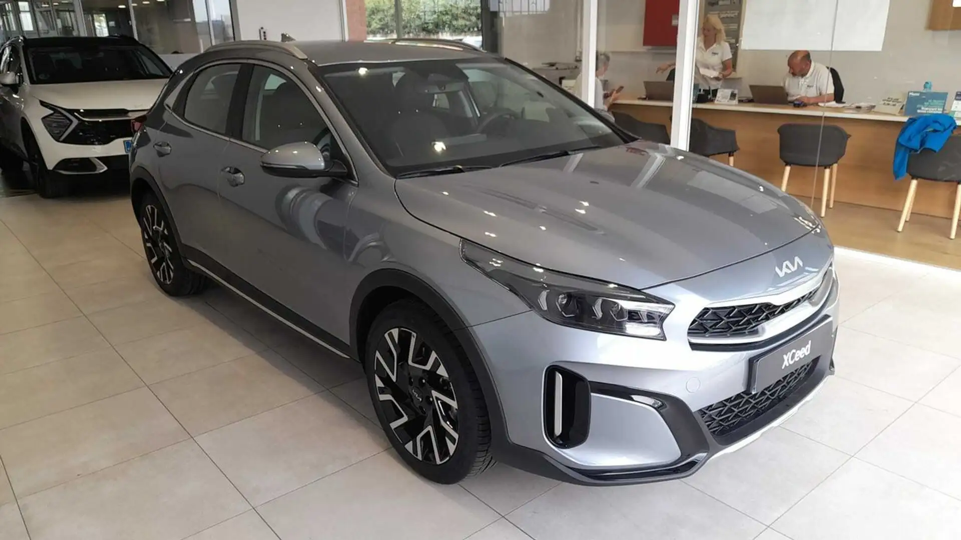 Kia XCeed 1.0 T-GDi Tech - 1