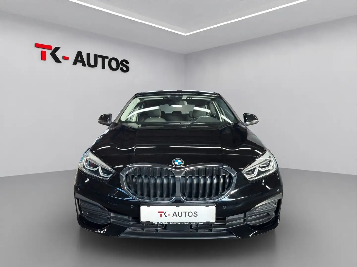 BMW 116 d Aut.,1.Hand,Navi,LED,Tempo,SHZ,S-Heft Noir - 2