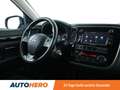 Mitsubishi Outlander 2.0 Diamant Edition+ 2WD Aut.*PDC*NAVI*SHZ* Schwarz - thumbnail 13