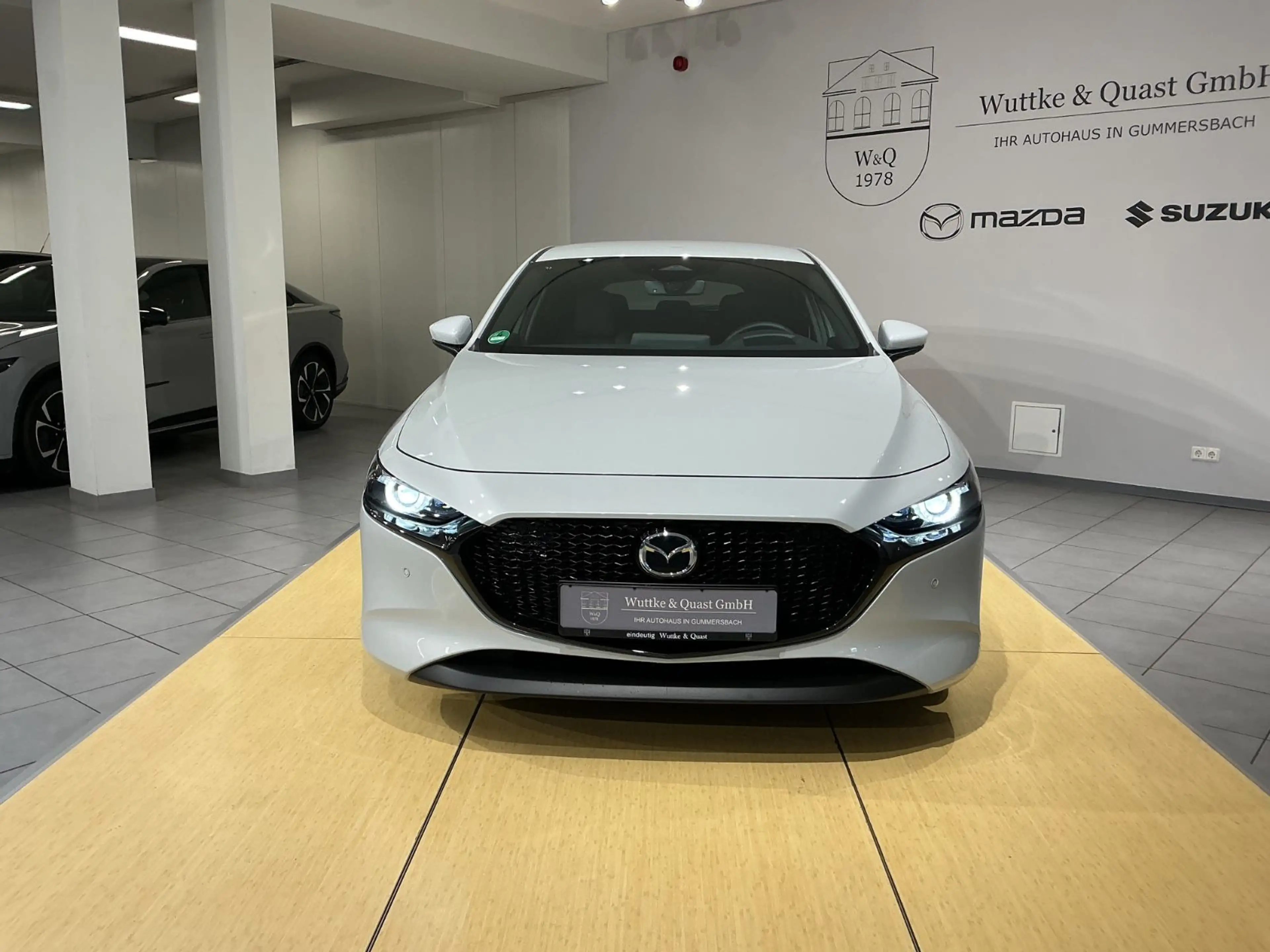 Mazda 3 Lim. 5-trg. Excl.-Line *BOSE*SHZ*LHZ*CarPlay* — photo 9