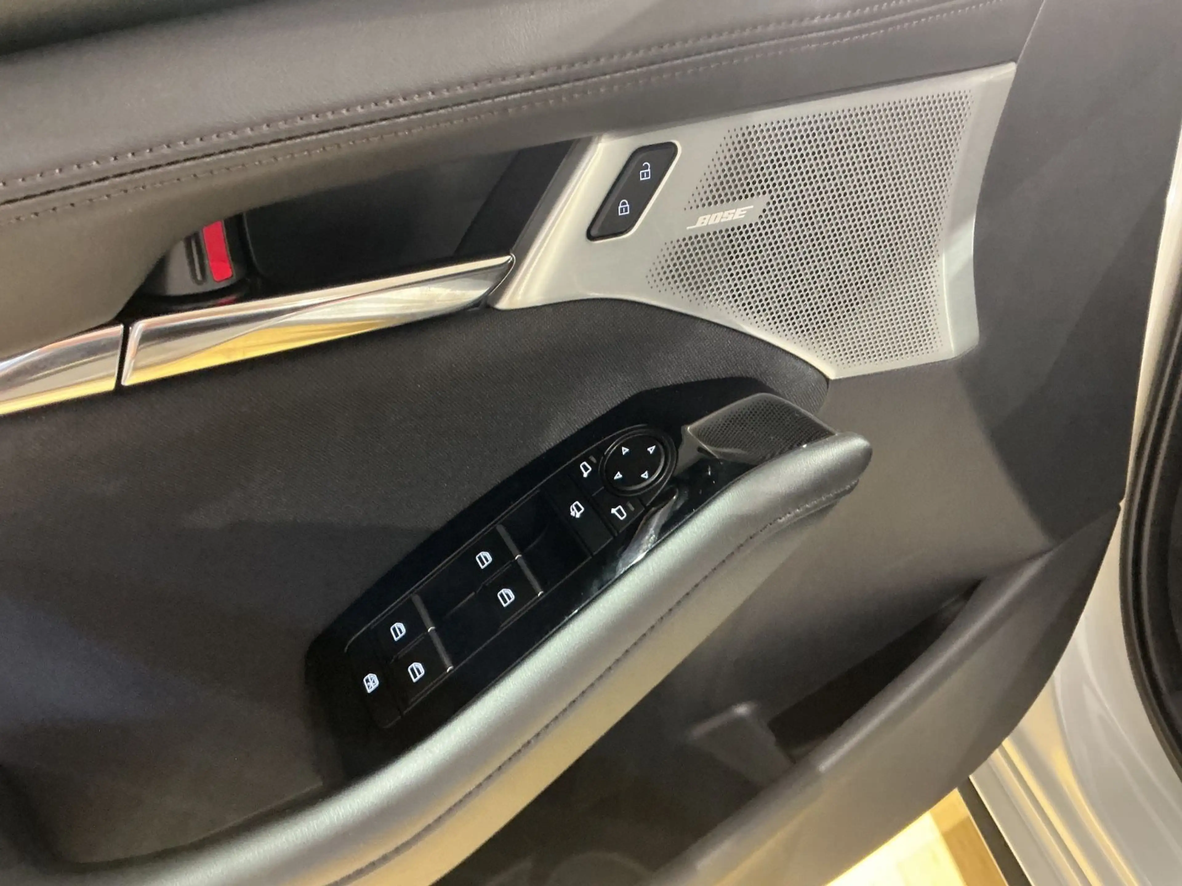 Mazda 3 Lim. 5-trg. Excl.-Line *BOSE*SHZ*LHZ*CarPlay* — photo 15