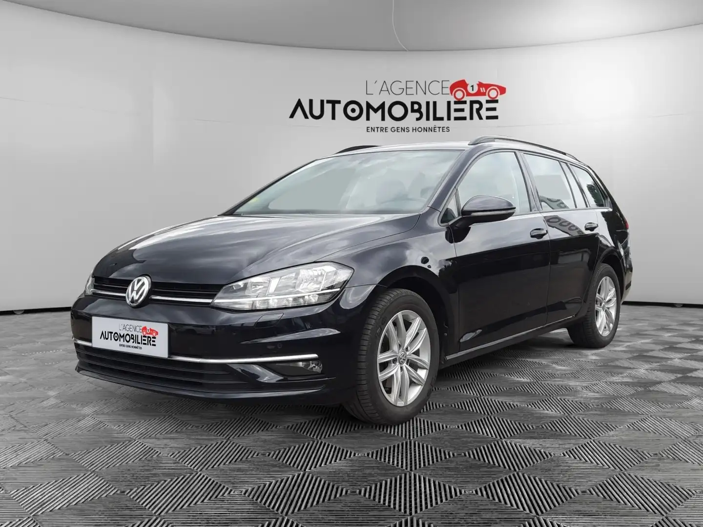 Volkswagen Golf Variant Break 1.6 SCR TDi Highline/ Garantie 12 Mois - 1