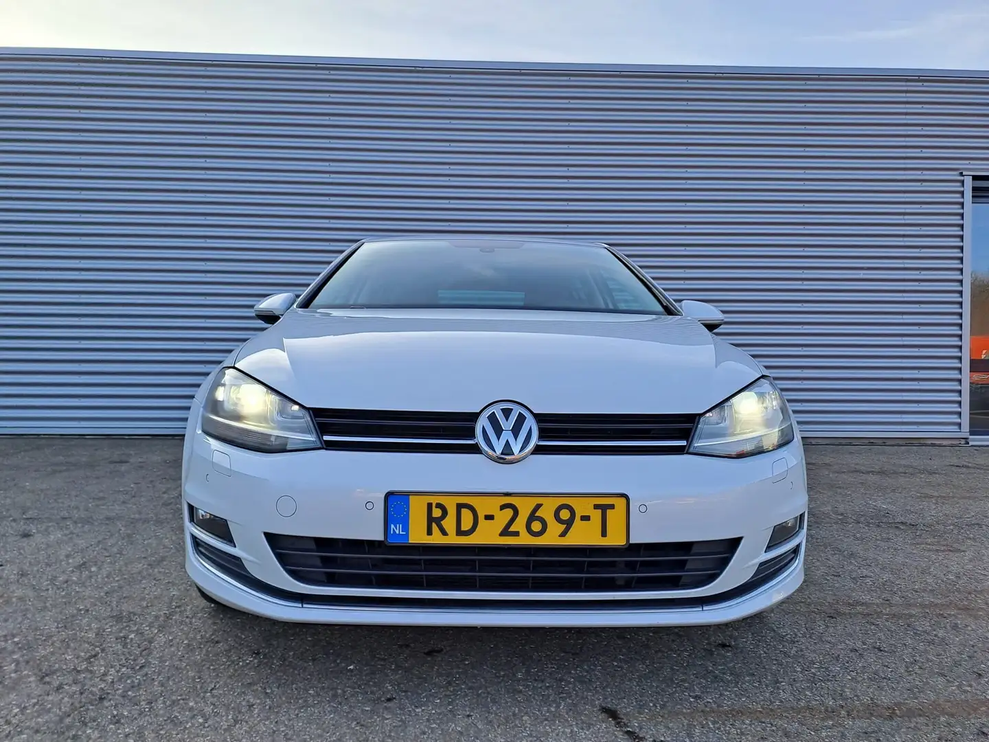 Volkswagen Golf GOLF VII 7 HIGLINE LED CARPLAY R-LINE Wit - 2