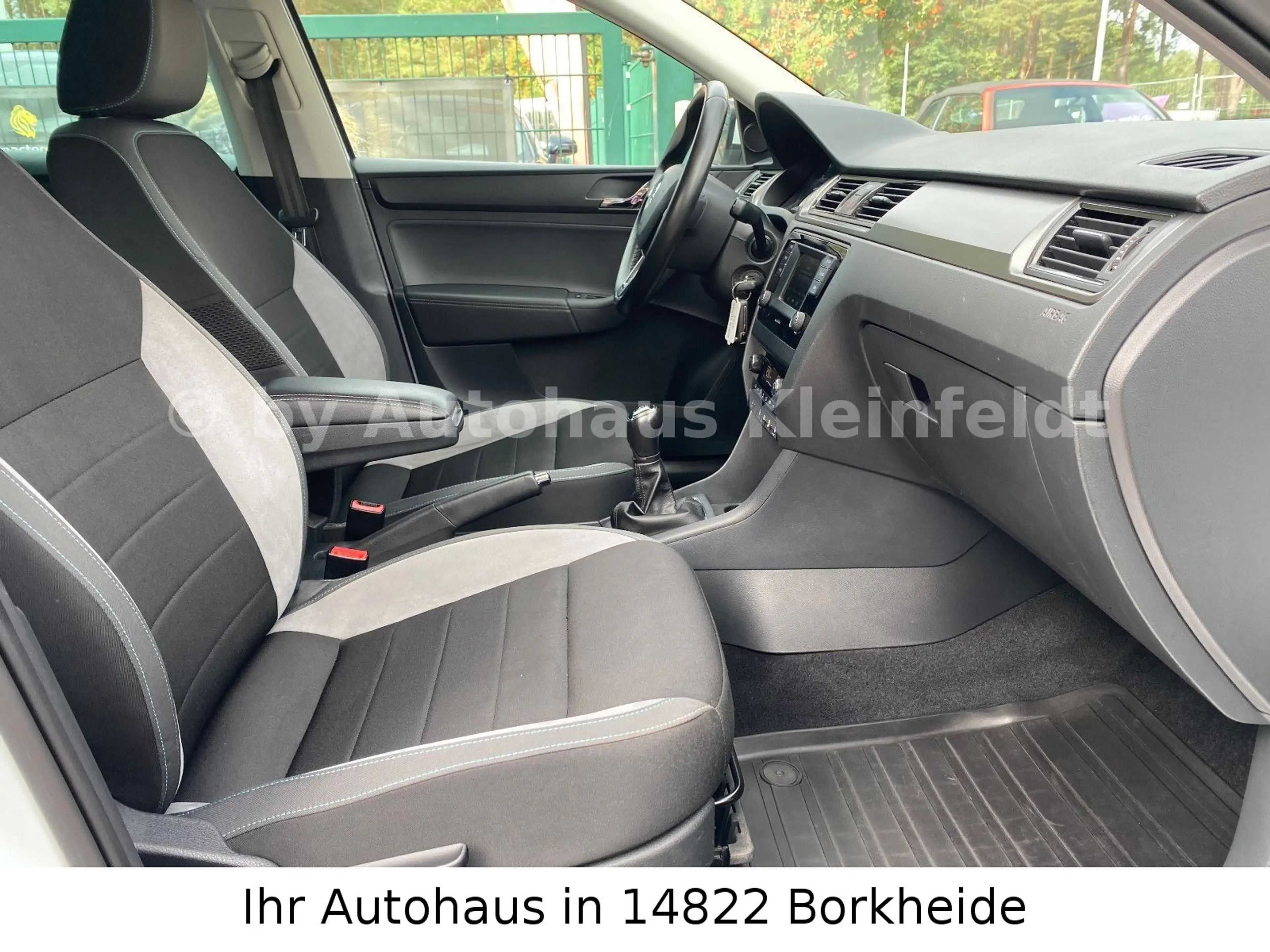 Skoda Rapid/Spaceback 1.2 TSI Spaceback Joy |XENON| — photo 6