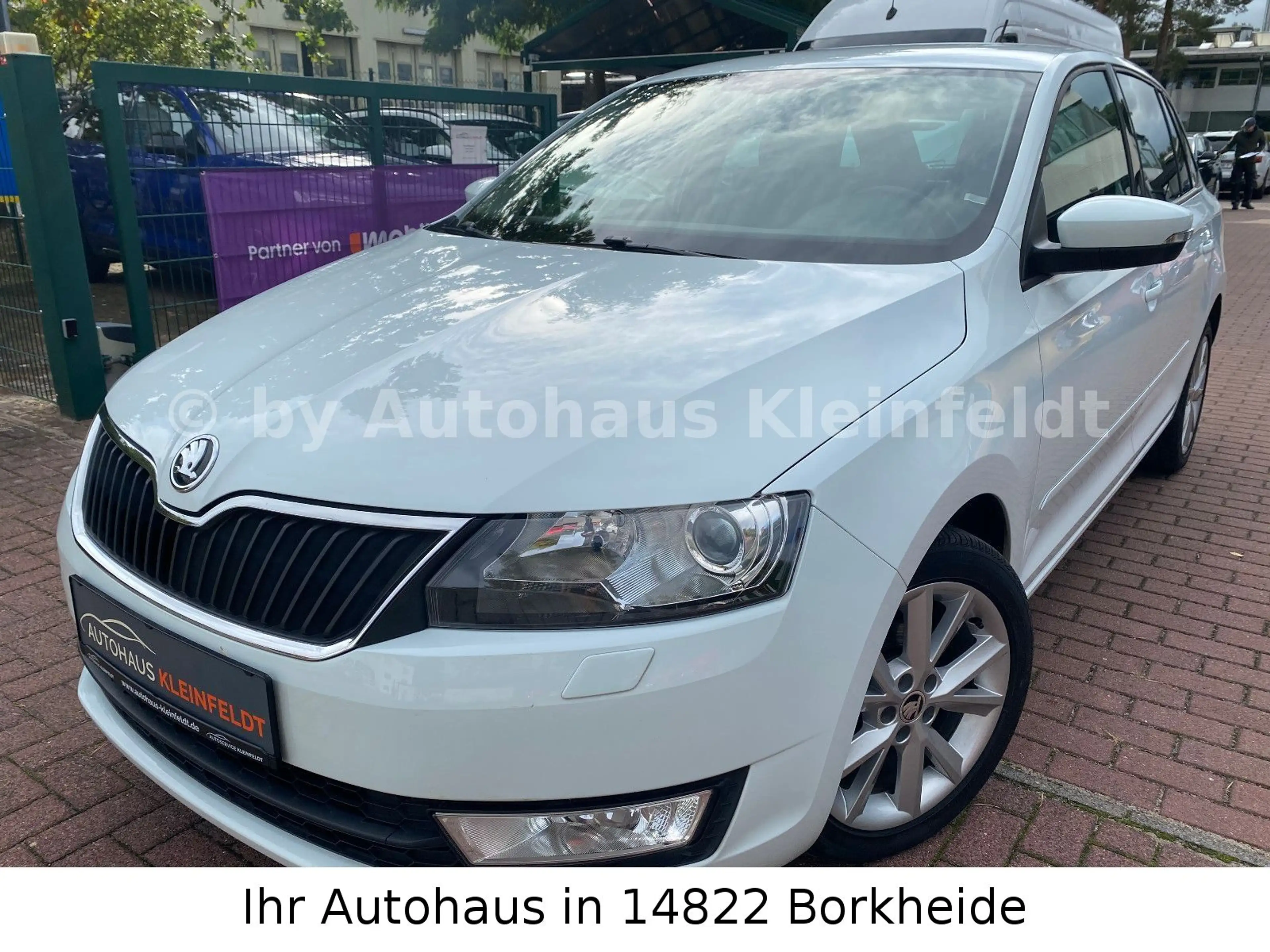 Skoda Rapid/Spaceback 1.2 TSI Spaceback Joy |XENON|