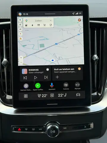 Volvo XC90 view 15