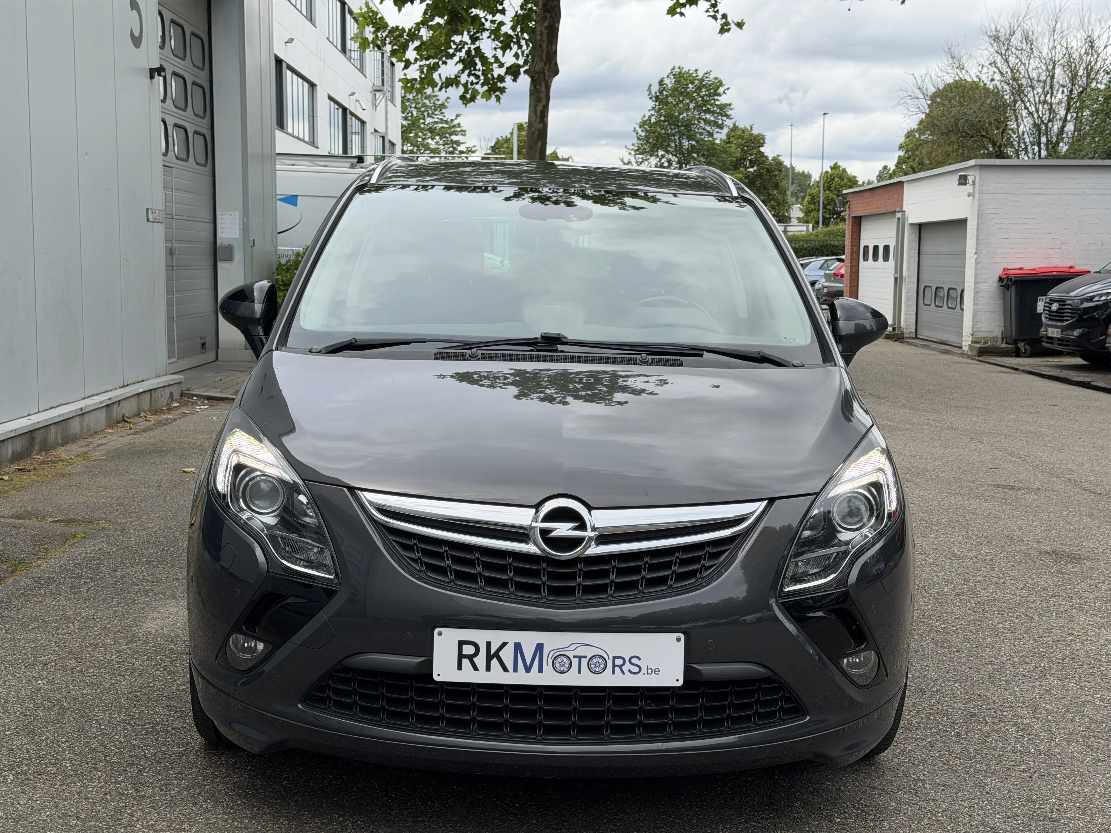Opel Zafira Tourer Zafira 1.6 Turbo ECOTEC OPC LINE — photo 2