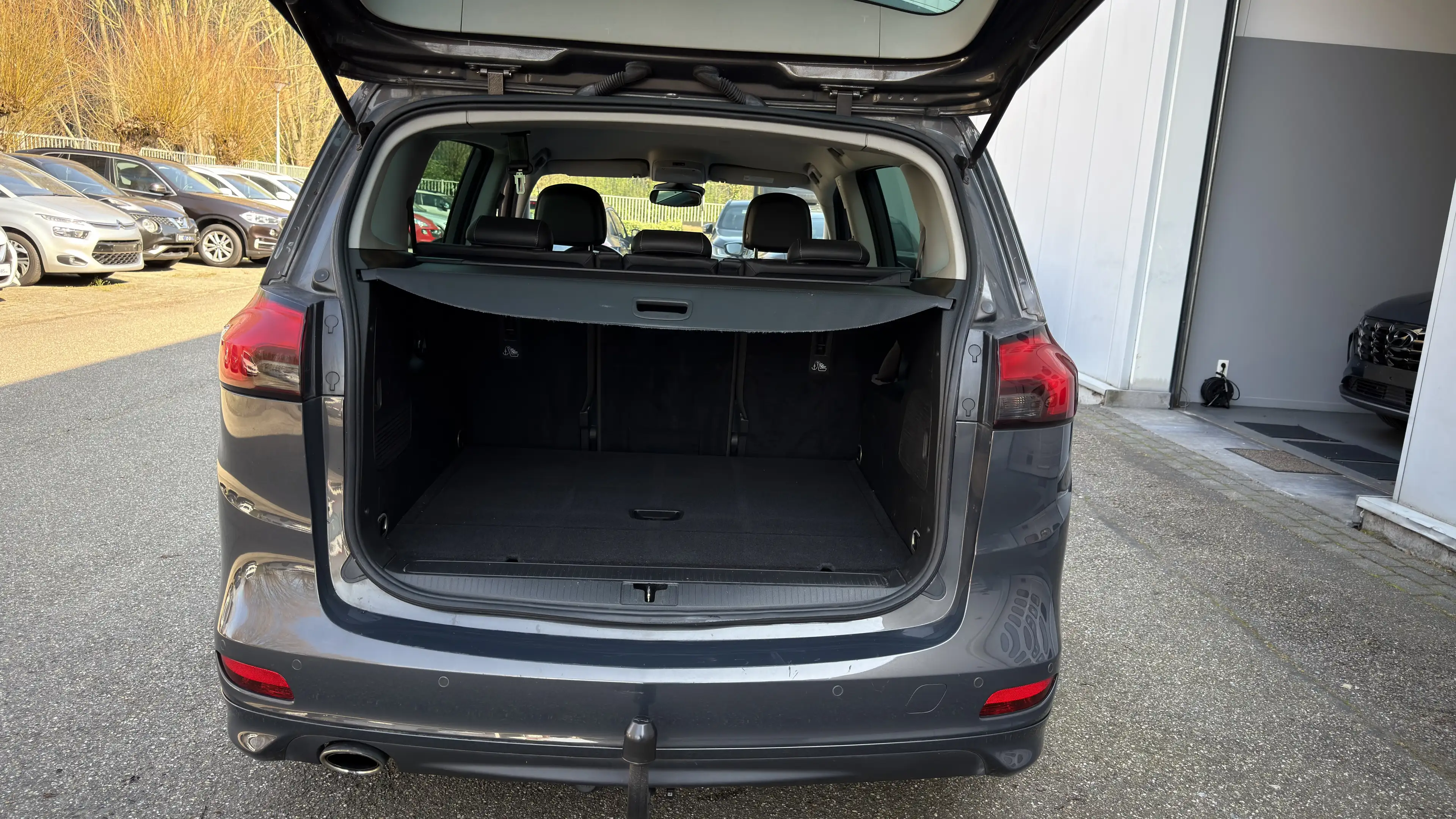 Opel Zafira Tourer Zafira 1.6 Turbo ECOTEC OPC LINE — photo 7