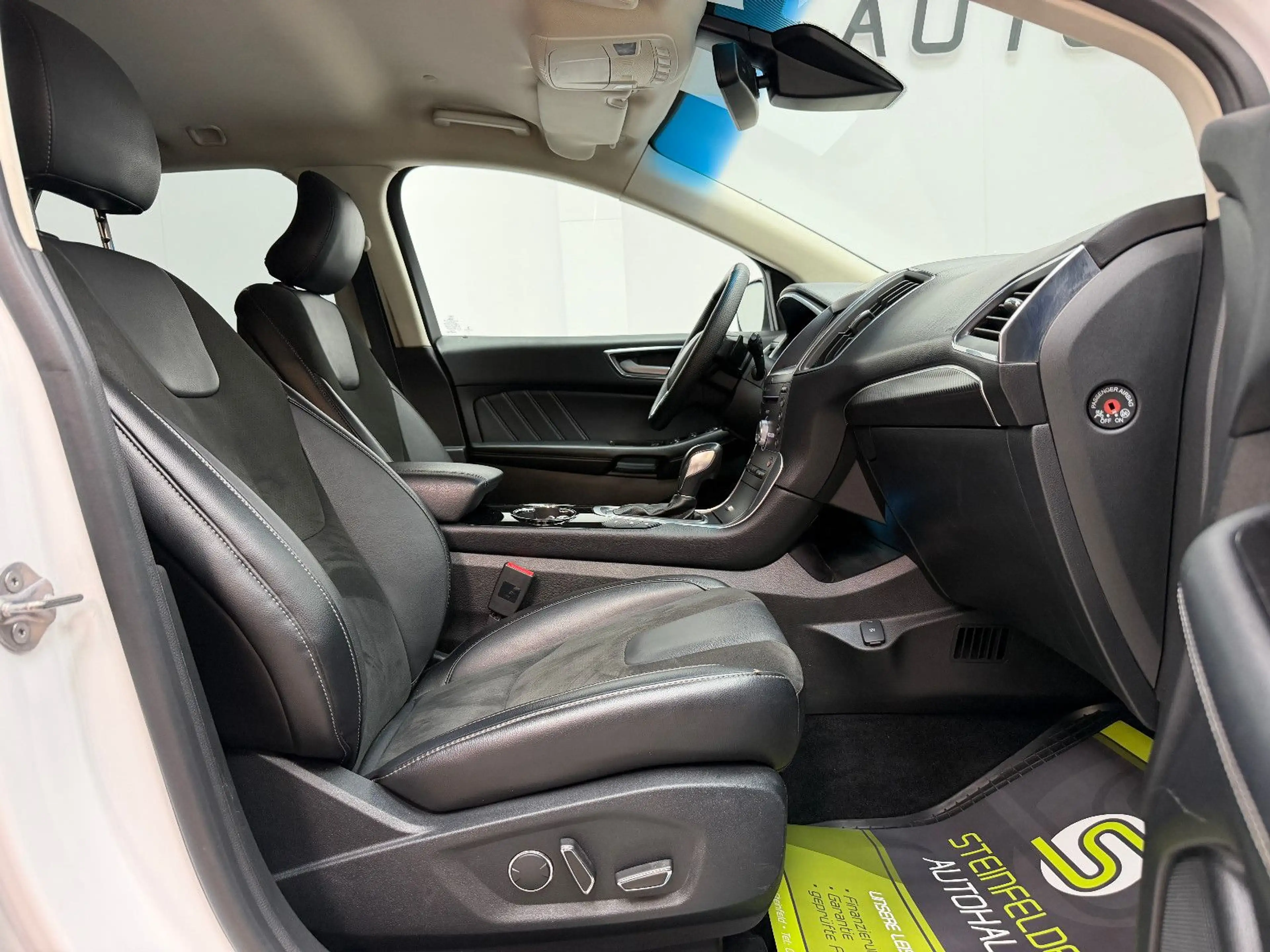 Ford Edge ST-Line 4x4 KAMERA / SPUR / ELEKTR. SITZE — photo 12