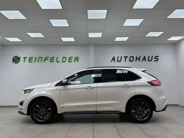Ford Edge view 4
