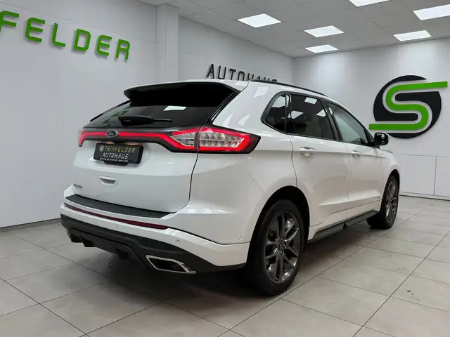Ford Edge view 7