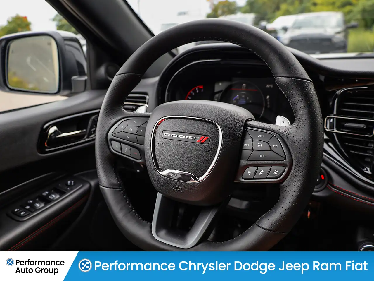 Dodge Durango снимка Dodge Durango