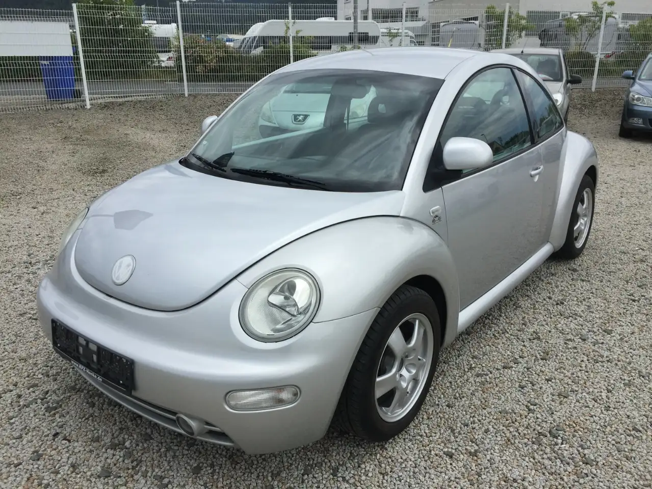 Volkswagen New Beetle 2.0 ,KLima, Klima,Tüv 01/28!, foto 3