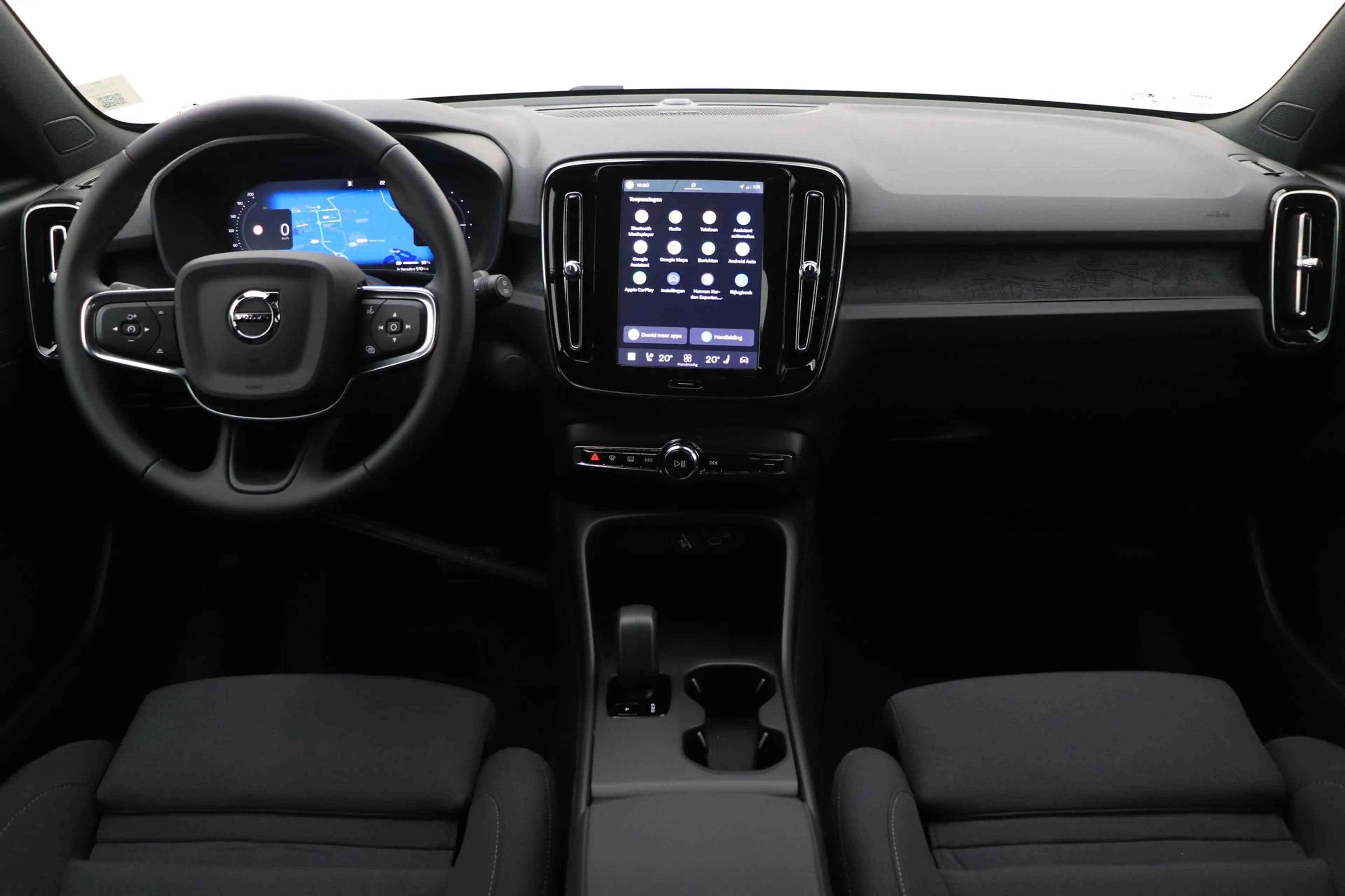 Volvo EX40 Extended Range Plus Black Edition 82 kWh | ACC | H — photo 4